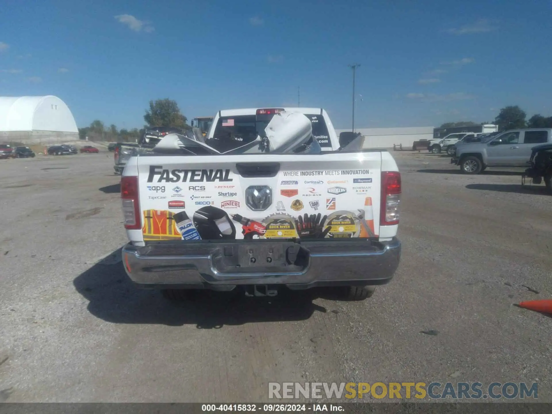 17 fotografías del automóvil dañado 3C6MR4AJ8RG248941 RAM 2500 2024