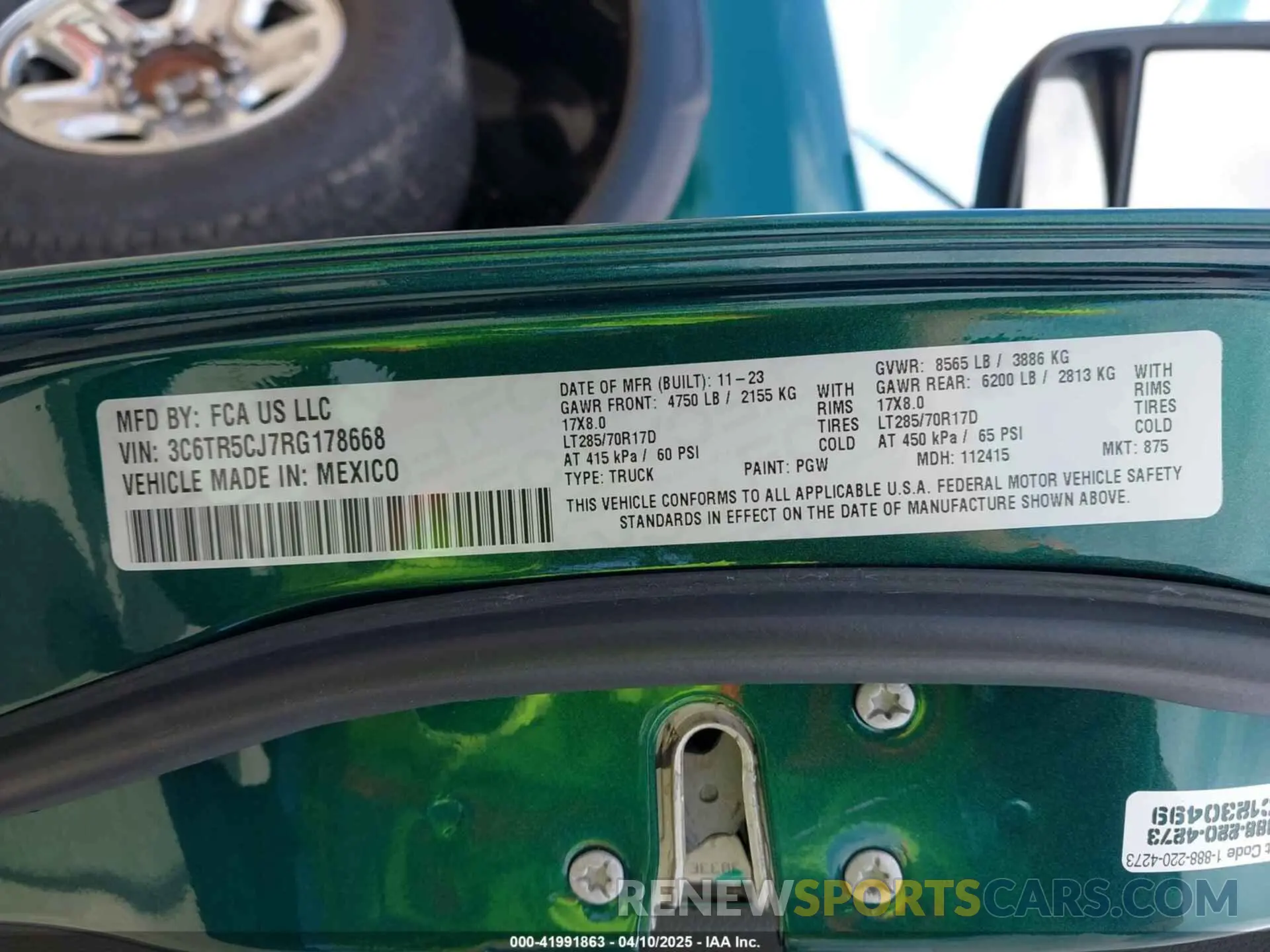 9 fotografías del automóvil dañado 3C6TR5CJ7RG178668 RAM 2500 2024