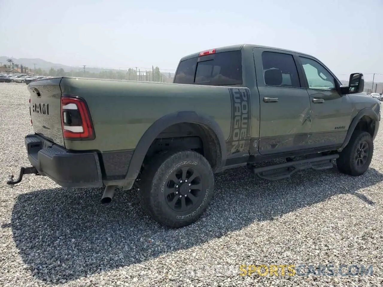 3 fotografías del automóvil dañado 3C6TR5EJXRG212664 RAM 2500 2024