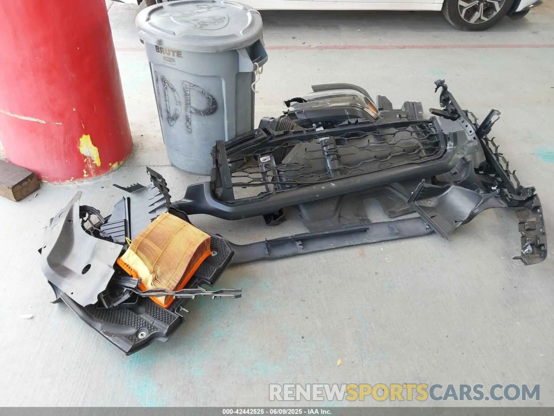 12 fotografías del automóvil dañado 3C6UR5CJ4RG267621 RAM 2500 2024