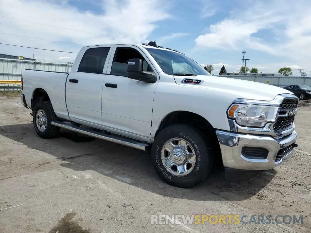 4 fotografías del automóvil dañado 3C6UR5CJXRG315185 RAM 2500 2024