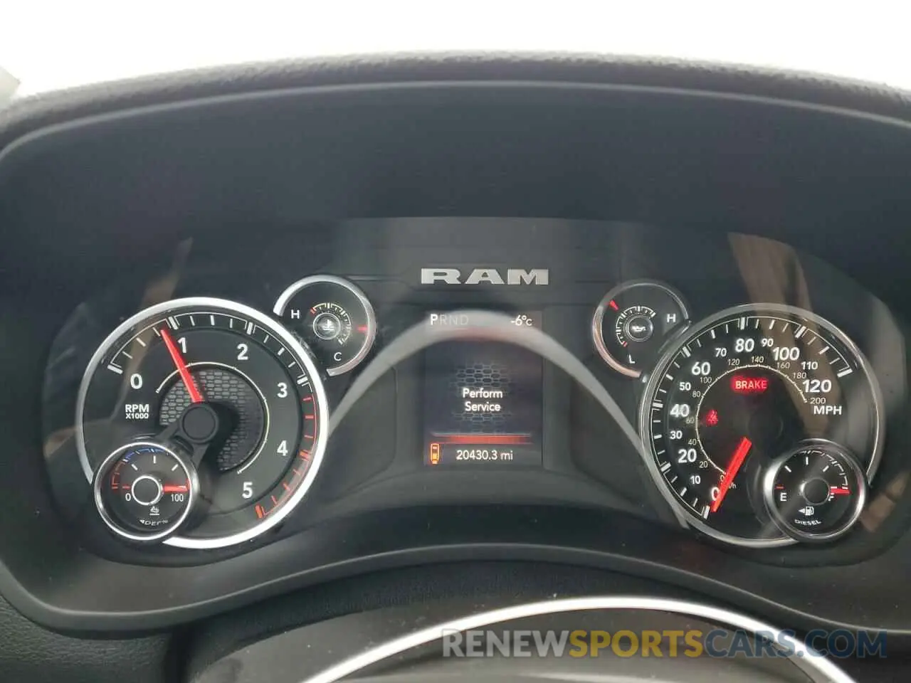 9 fotografías del automóvil dañado 3C6UR5CL1RG221519 RAM 2500 2024