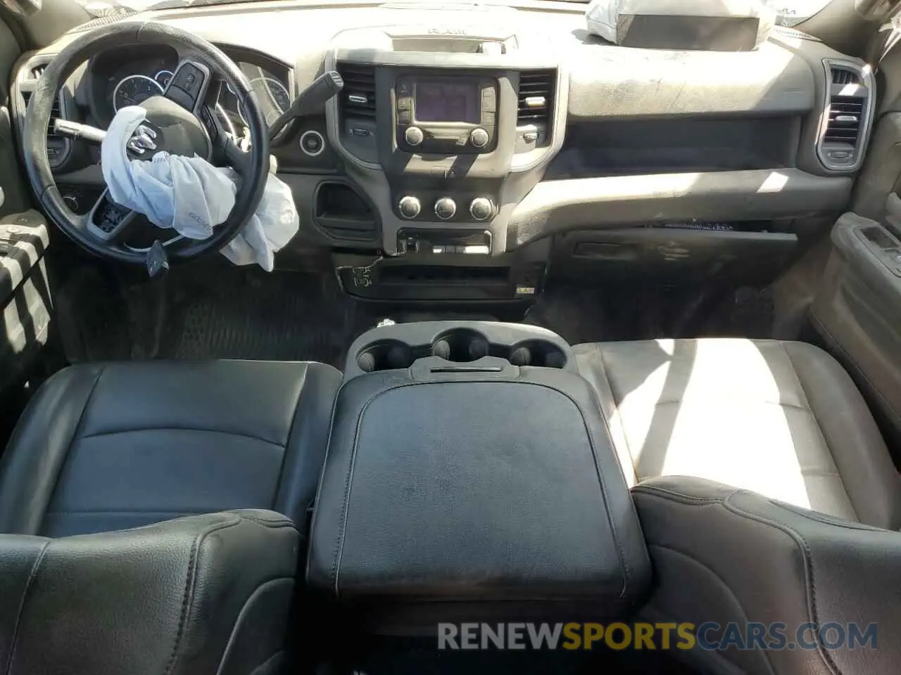8 fotografías del automóvil dañado 3C6UR5CL4RG253364 RAM 2500 2024