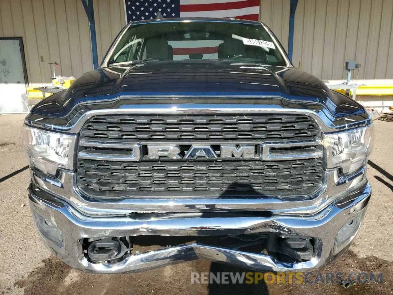 5 fotografías del automóvil dañado 3C6UR5DJ1RG348459 RAM 2500 2024
