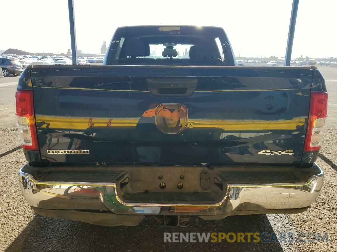 6 fotografías del automóvil dañado 3C6UR5DJ1RG348459 RAM 2500 2024
