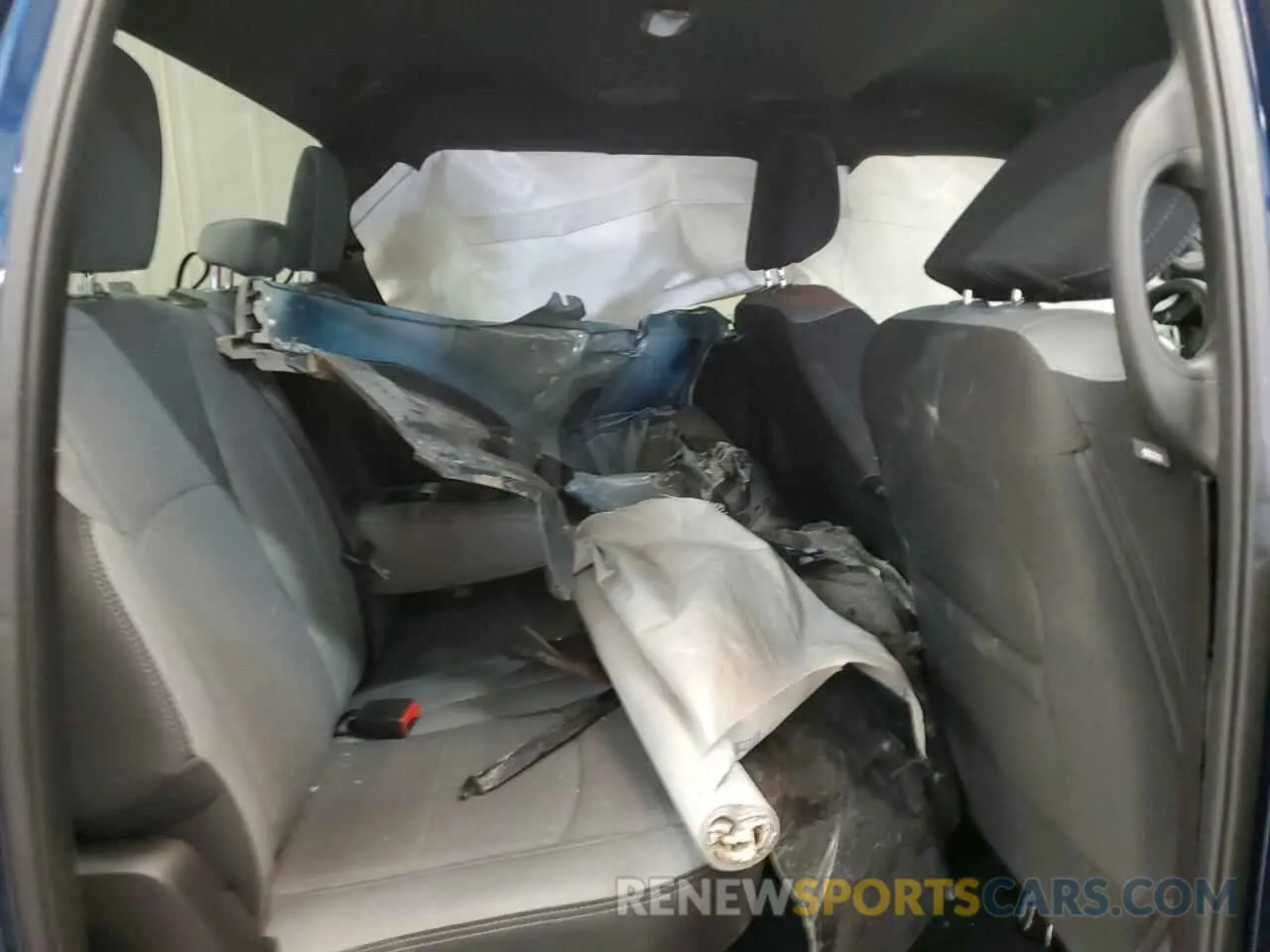 10 fotografías del automóvil dañado 3C6UR5DJ2RG418096 RAM 2500 2024