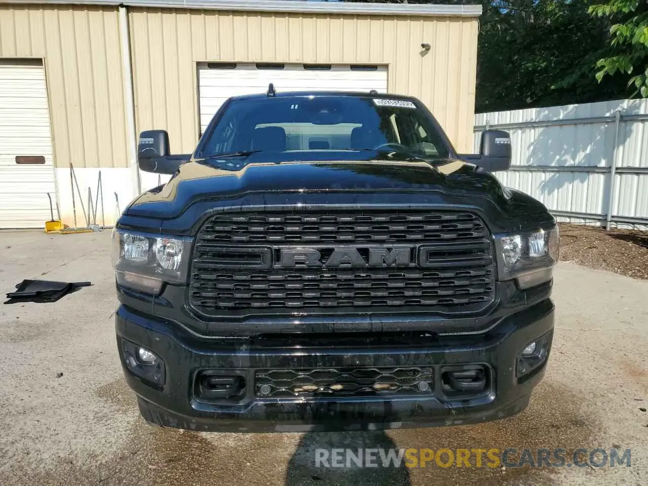 5 fotografías del automóvil dañado 3C6UR5DJ5RG397132 RAM 2500 2024
