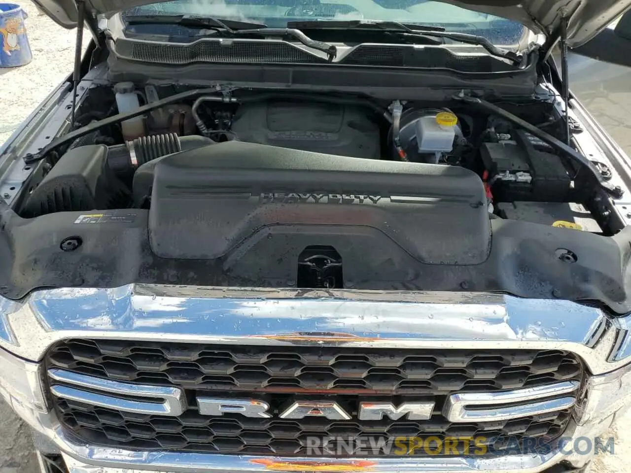 11 fotografías del automóvil dañado 3C6UR5DJ6RG303243 RAM 2500 2024