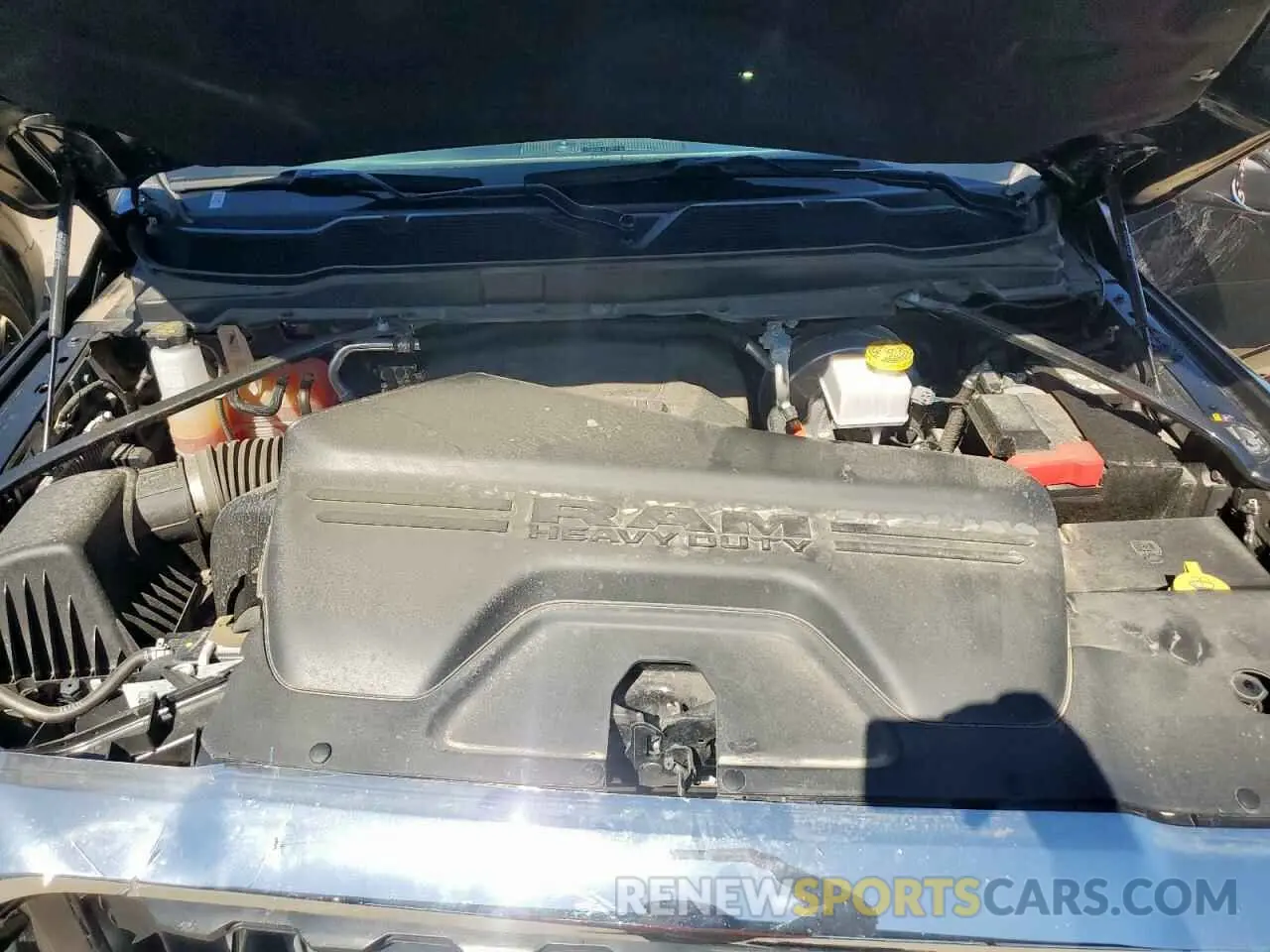 11 fotografías del automóvil dañado 3C6UR5DJ7RG322626 RAM 2500 2024