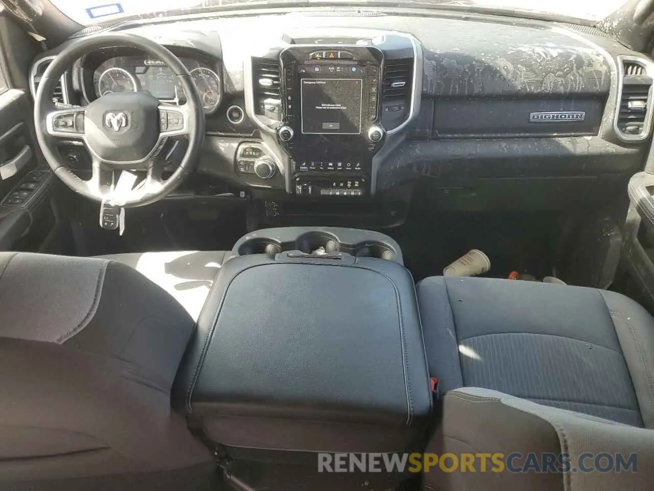 8 fotografías del automóvil dañado 3C6UR5DJ8RG381040 RAM 2500 2024