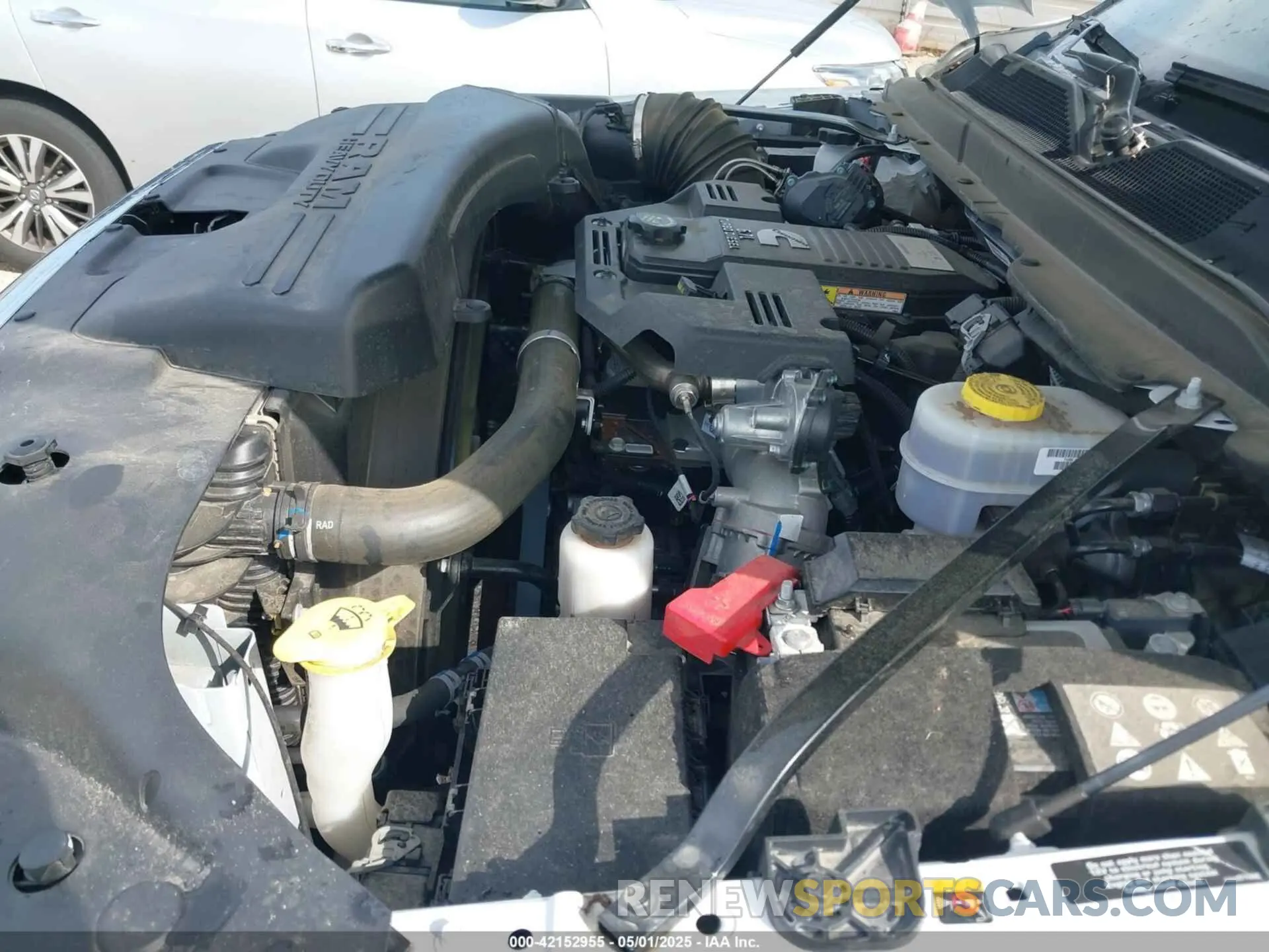 6 fotografías del automóvil dañado 3C6UR5DL0RG339978 RAM 2500 2024