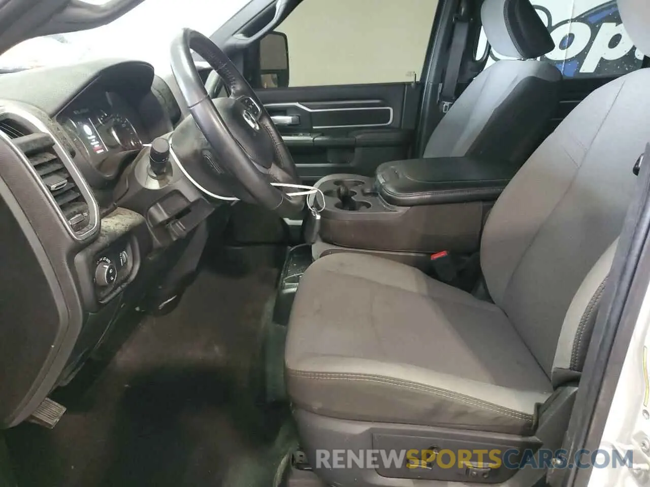 7 fotografías del automóvil dañado 3C6UR5DL1RG266801 RAM 2500 2024