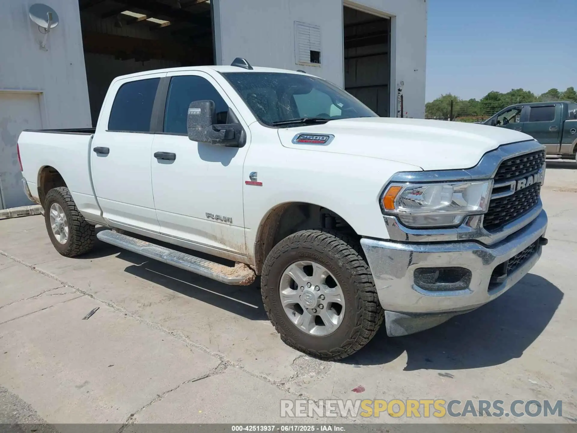 1 fotografías del automóvil dañado 3C6UR5DL2RG339979 RAM 2500 2024