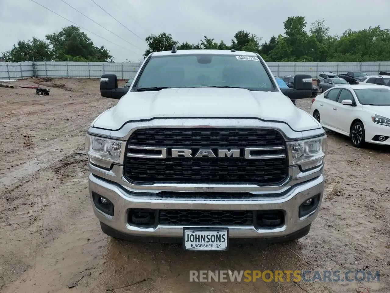 5 fotografías del automóvil dañado 3C6UR5DL4RG384549 RAM 2500 2024