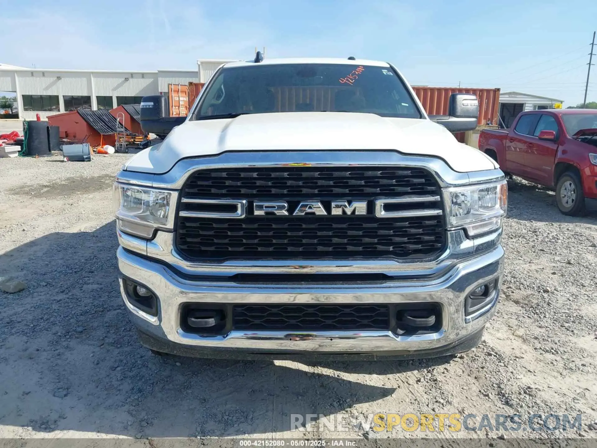 6 fotografías del automóvil dañado 3C6UR5DL5RG291586 RAM 2500 2024