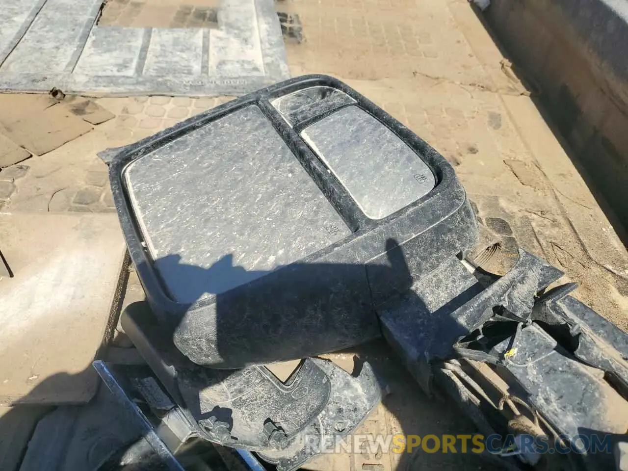 12 fotografías del automóvil dañado 3C6UR5DL6RG156245 RAM 2500 2024