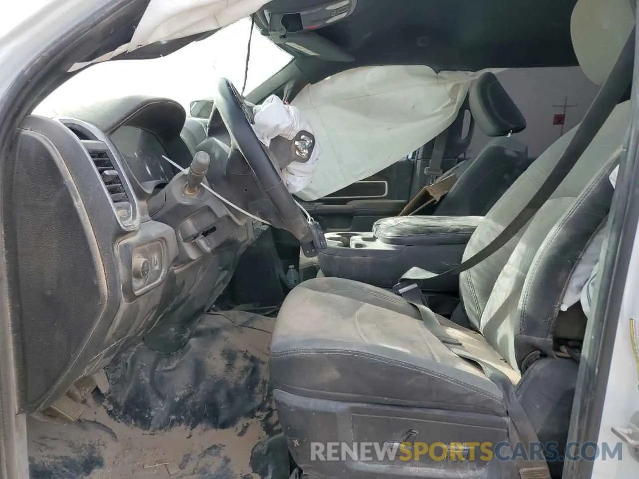 7 fotografías del automóvil dañado 3C6UR5DL7RG105949 RAM 2500 2024