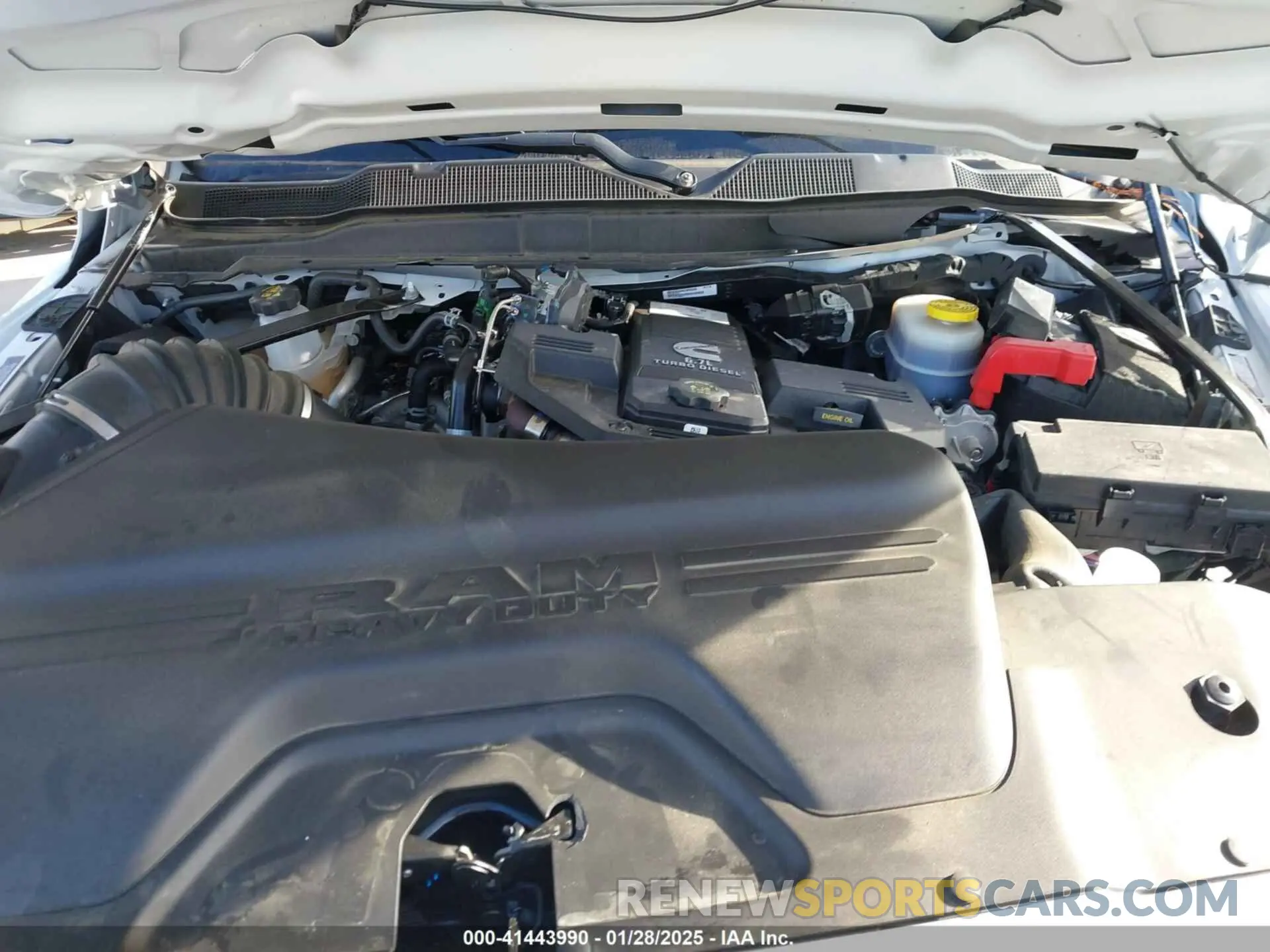 10 fotografías del automóvil dañado 3C6UR5DL7RG144685 RAM 2500 2024