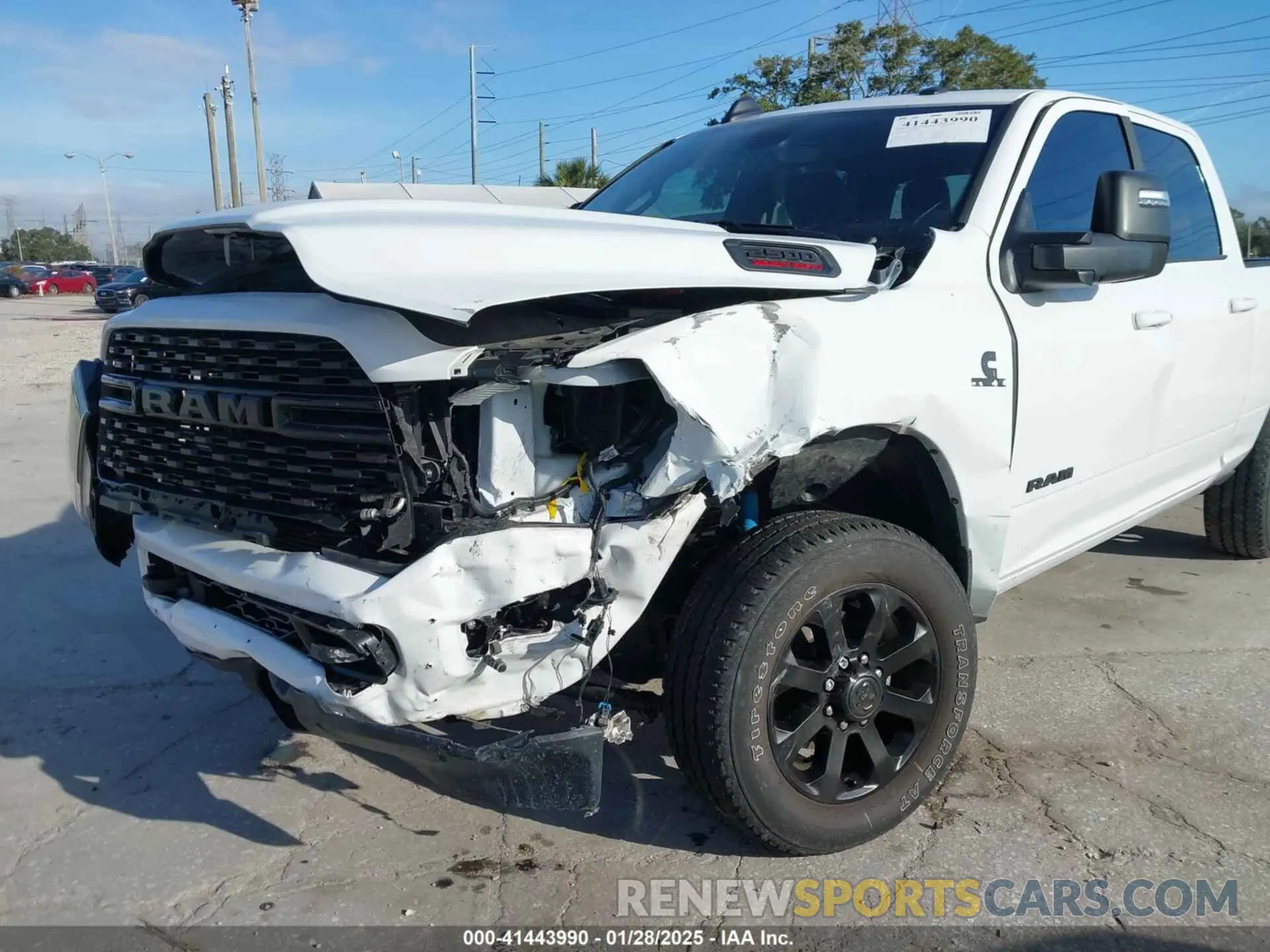 6 fotografías del automóvil dañado 3C6UR5DL7RG144685 RAM 2500 2024