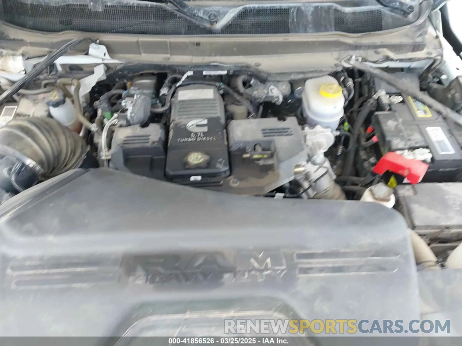 10 fotografías del automóvil dañado 3C6UR5DL9RG291347 RAM 2500 2024