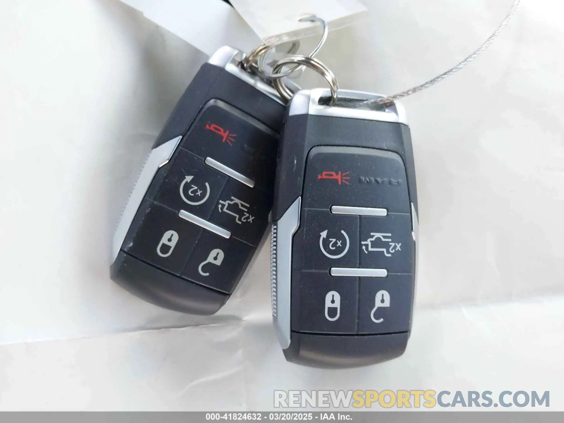 11 fotografías del automóvil dañado 3C6UR5EJ2RG278405 RAM 2500 2024
