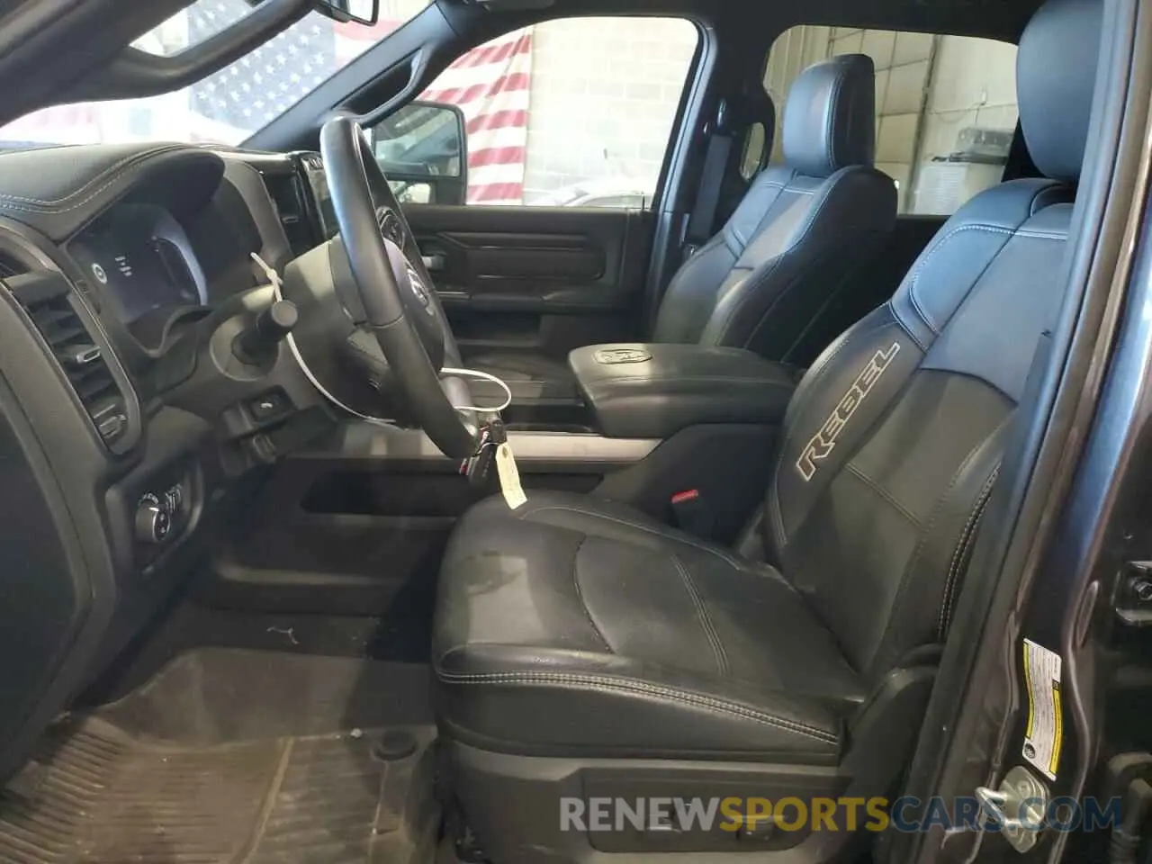 7 fotografías del automóvil dañado 3C6UR5EJ6RG160289 RAM 2500 2024