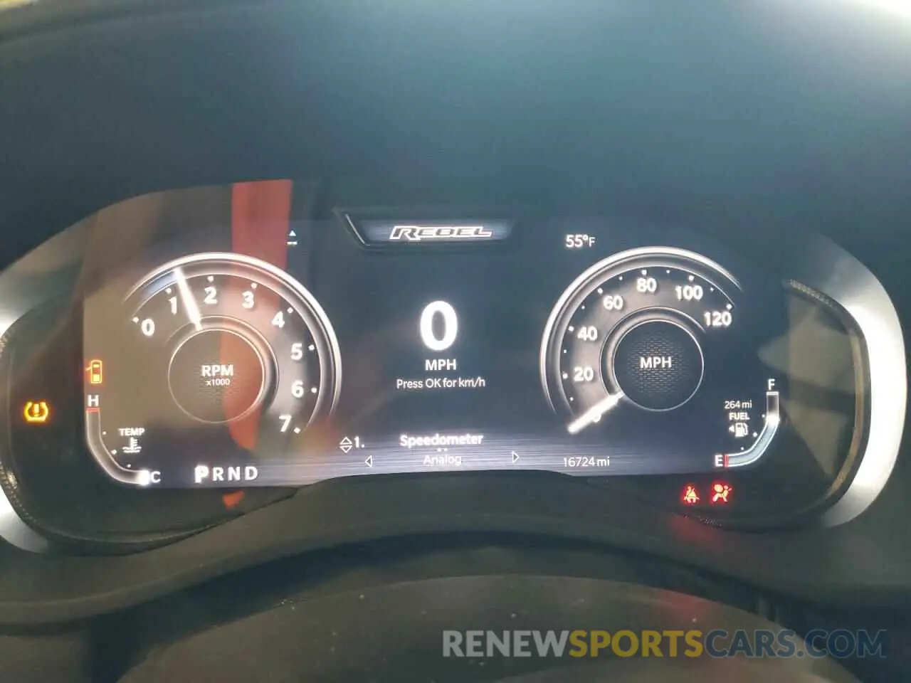 9 fotografías del automóvil dañado 3C6UR5EJ6RG160289 RAM 2500 2024