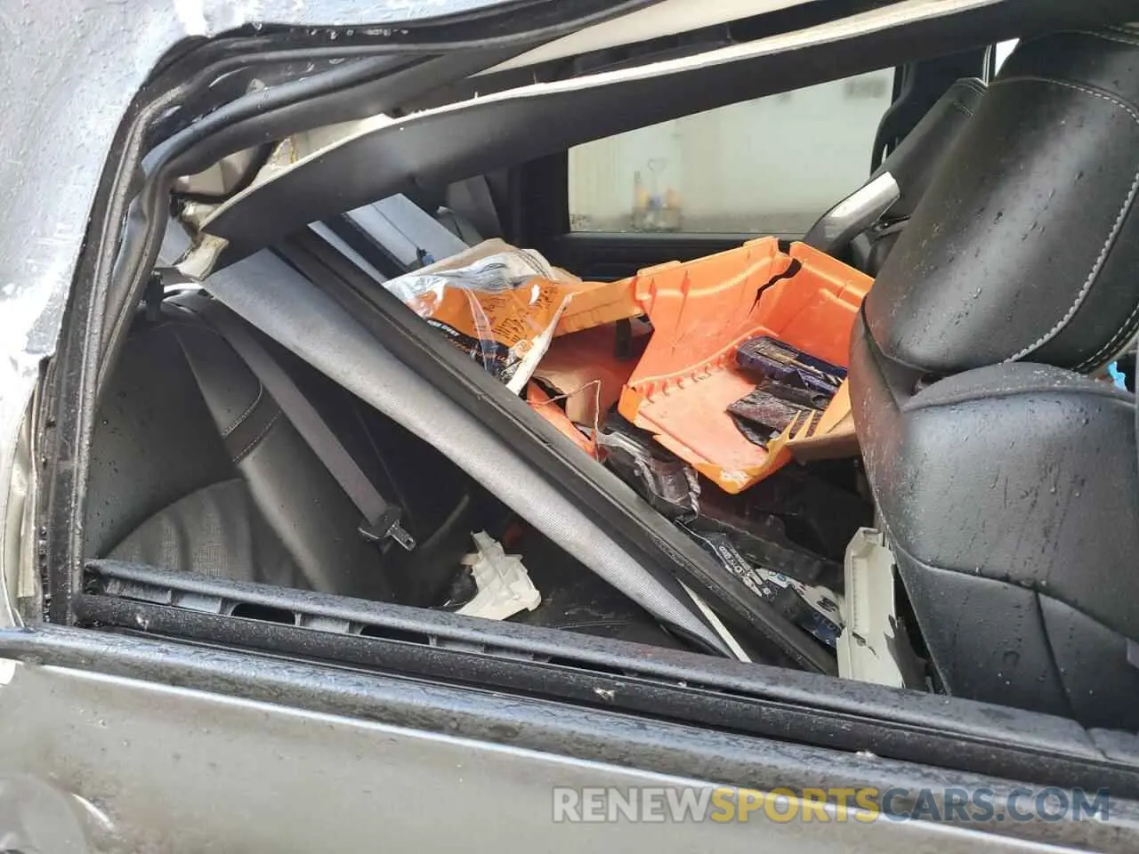 12 fotografías del automóvil dañado 3C6UR5FJ2RG223788 RAM 2500 2024