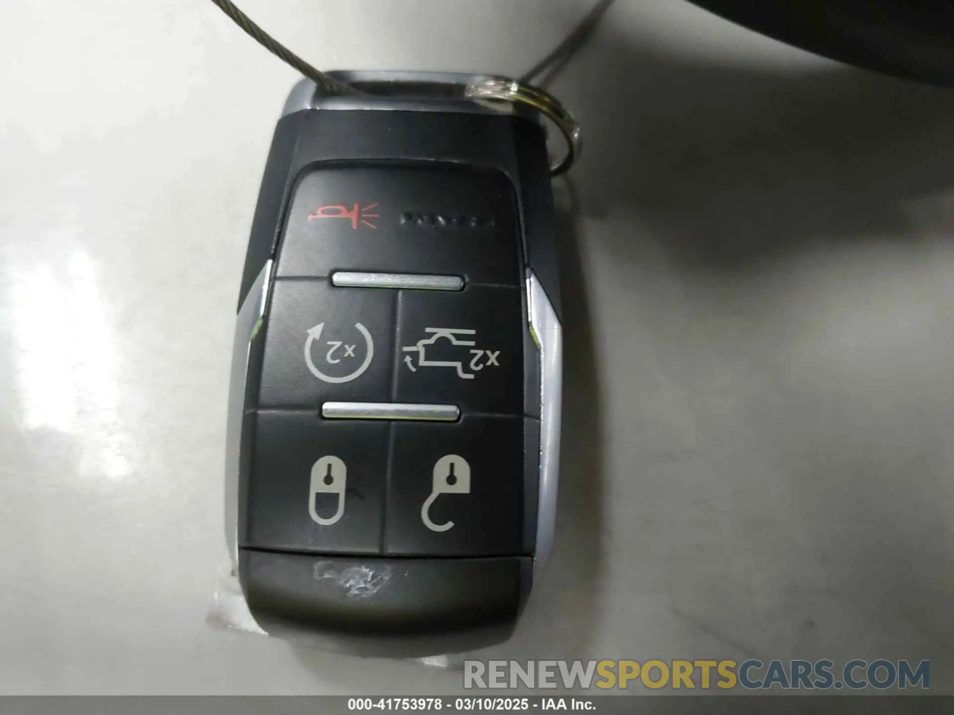 11 fotografías del automóvil dañado 3C6UR5FJ7RG143466 RAM 2500 2024