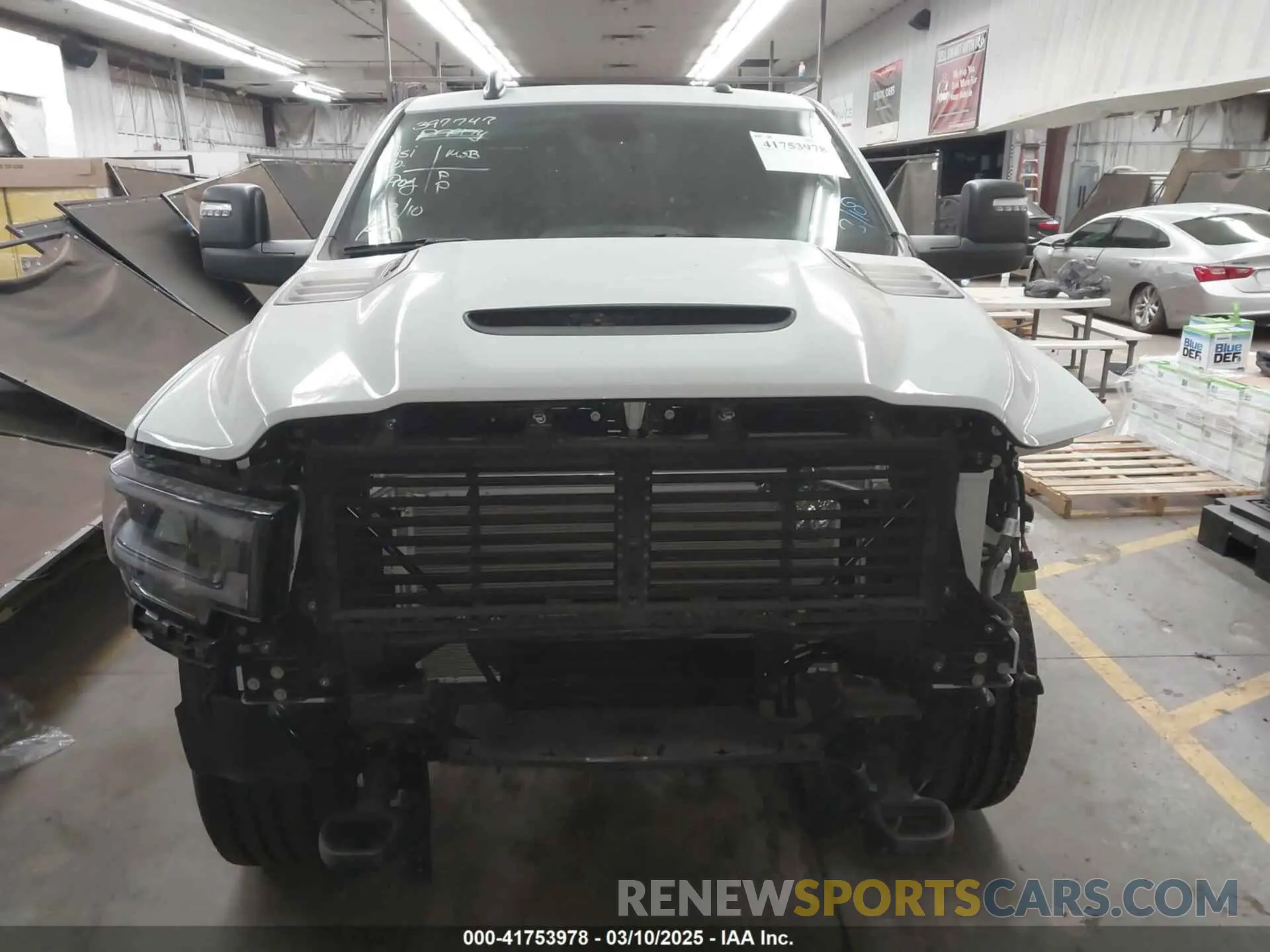 13 fotografías del automóvil dañado 3C6UR5FJ7RG143466 RAM 2500 2024