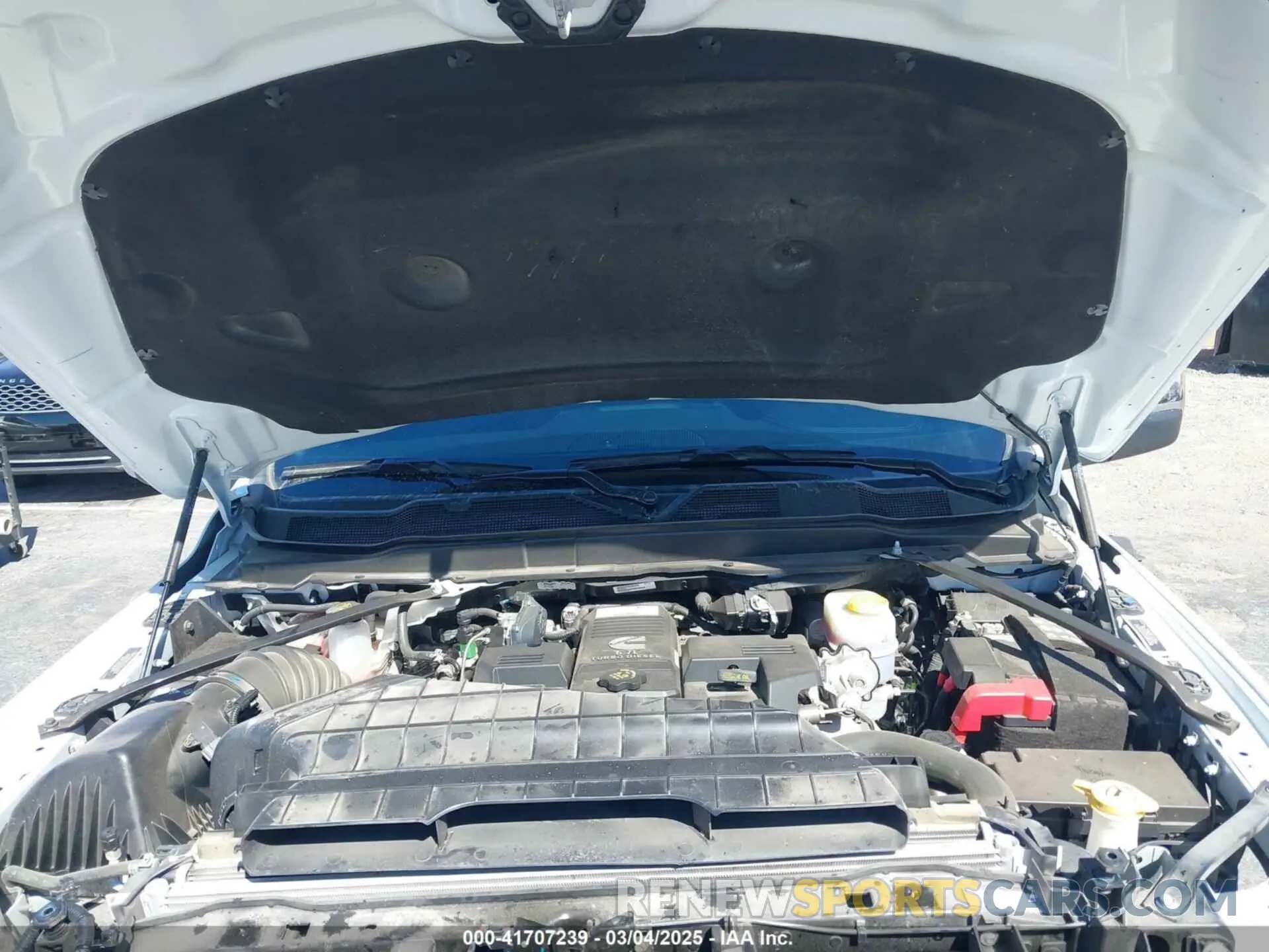 10 fotografías del automóvil dañado 3C6UR5FL2RG267971 RAM 2500 2024