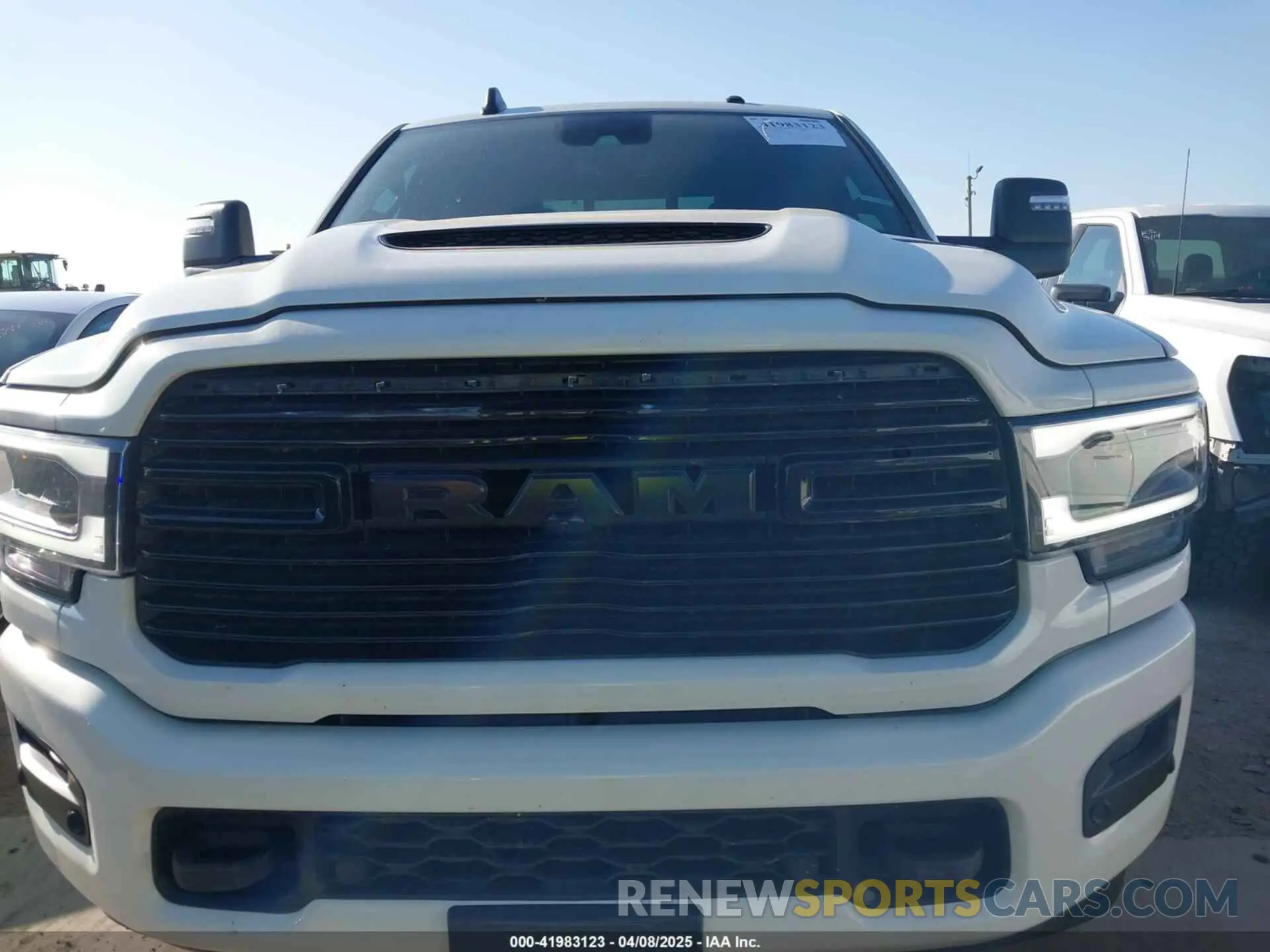 6 fotografías del automóvil dañado 3C6UR5FL3RG312836 RAM 2500 2024