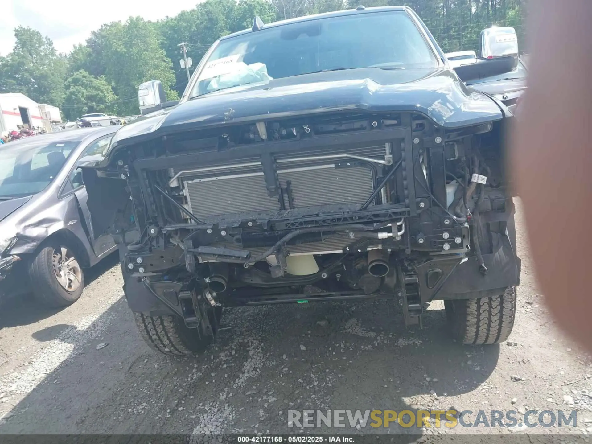 13 fotografías del automóvil dañado 3C6UR5FL3RG407946 RAM 2500 2024