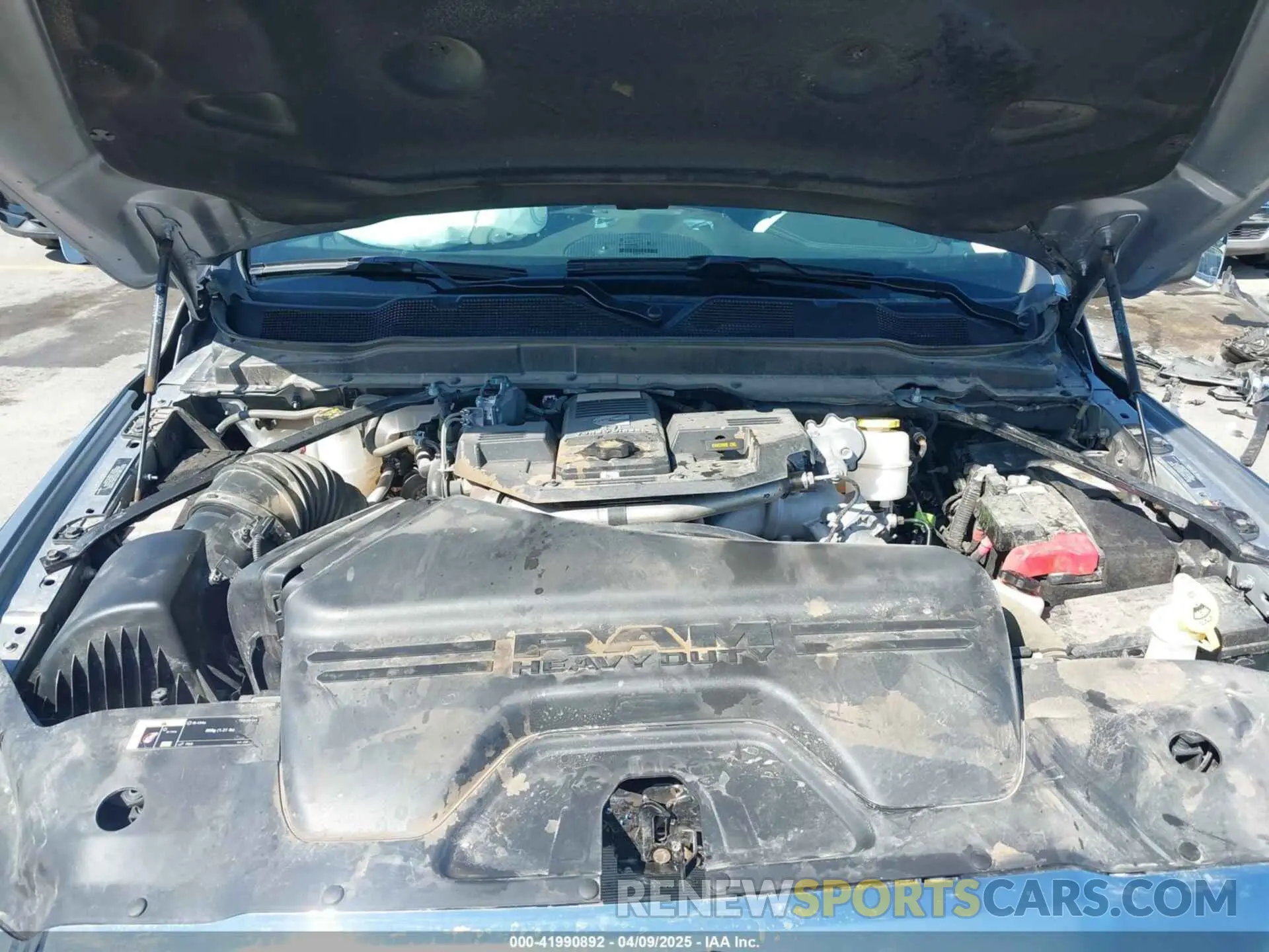 10 fotografías del automóvil dañado 3C6UR5FL4RG367117 RAM 2500 2024