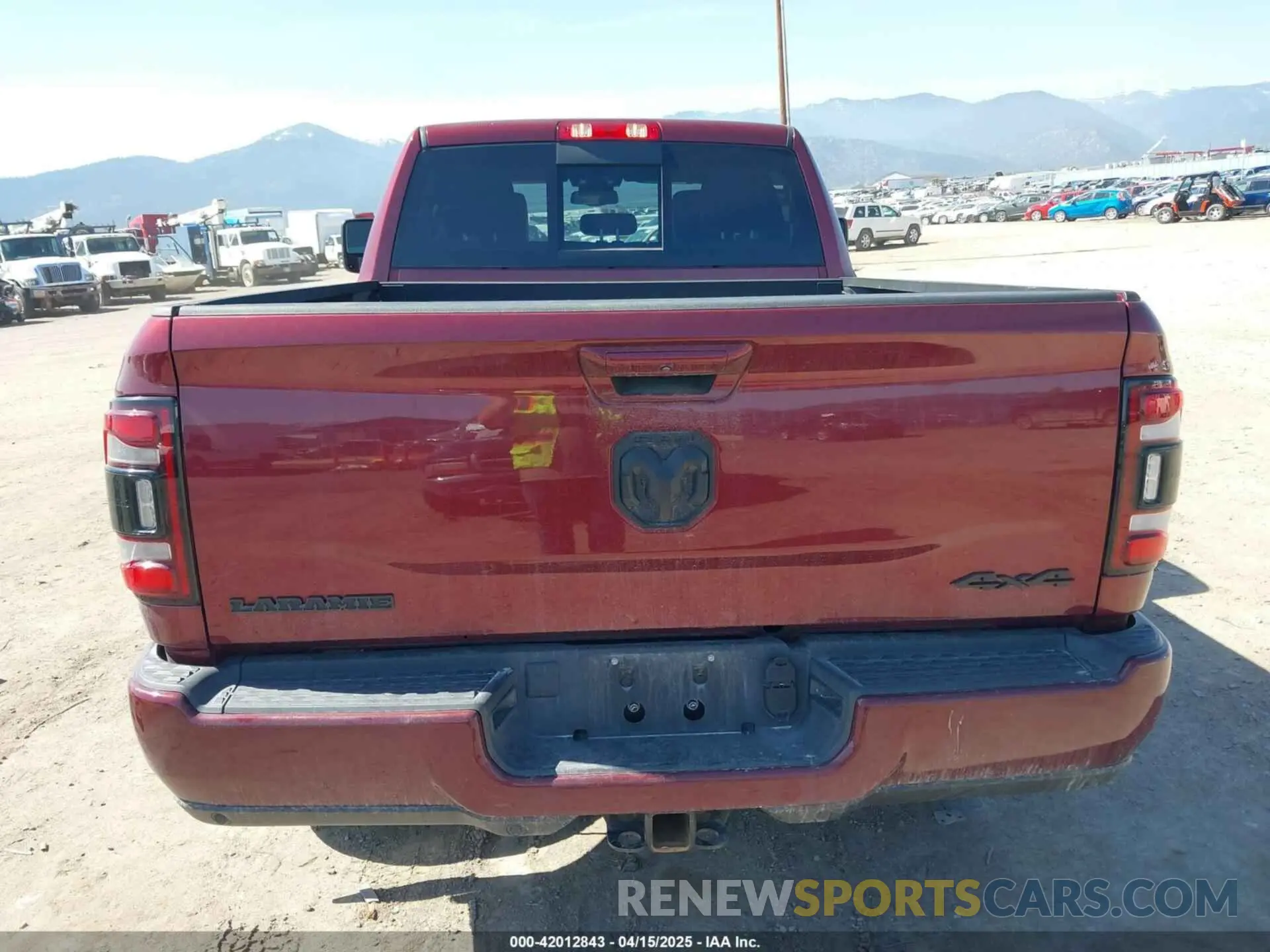 16 fotografías del automóvil dañado 3C6UR5FL6RG143993 RAM 2500 2024