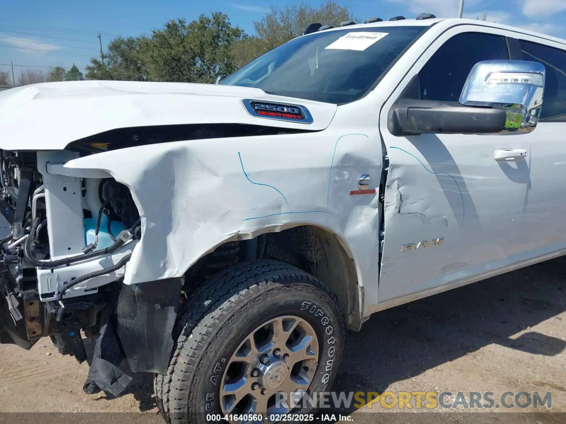 6 fotografías del automóvil dañado 3C6UR5FL6RG384601 RAM 2500 2024
