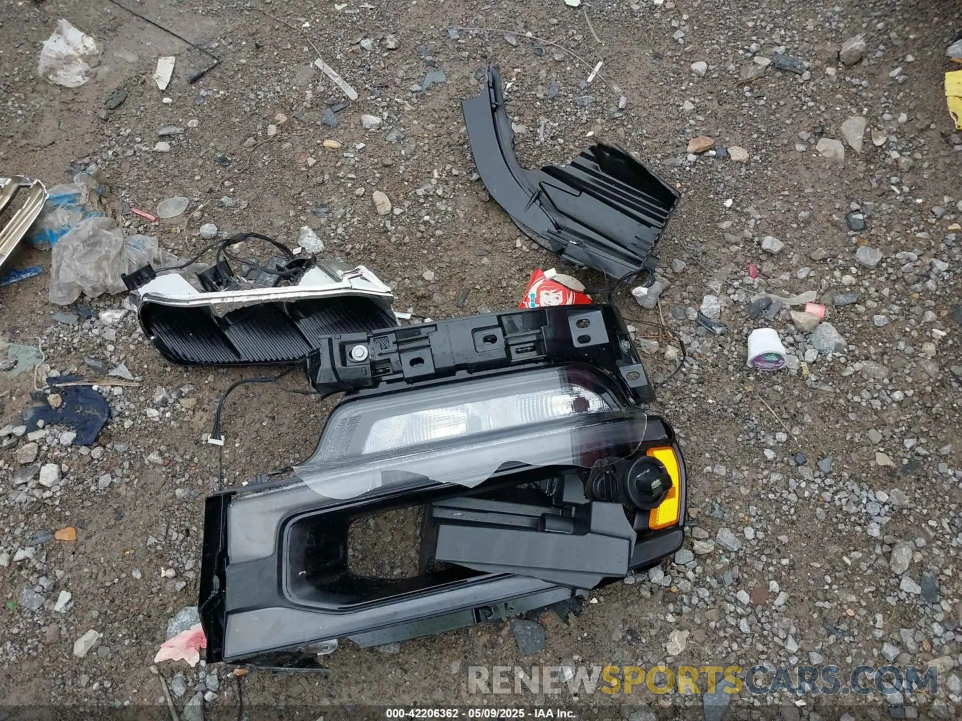 12 fotografías del automóvil dañado 3C6UR5NL0RG329918 RAM 2500 2024