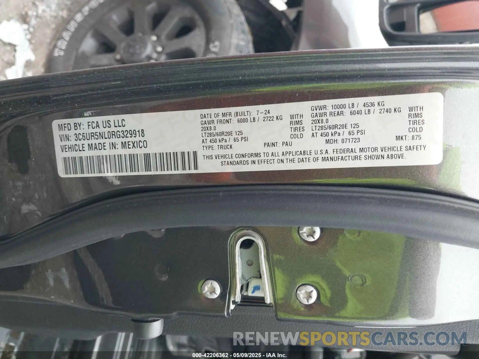 9 fotografías del automóvil dañado 3C6UR5NL0RG329918 RAM 2500 2024
