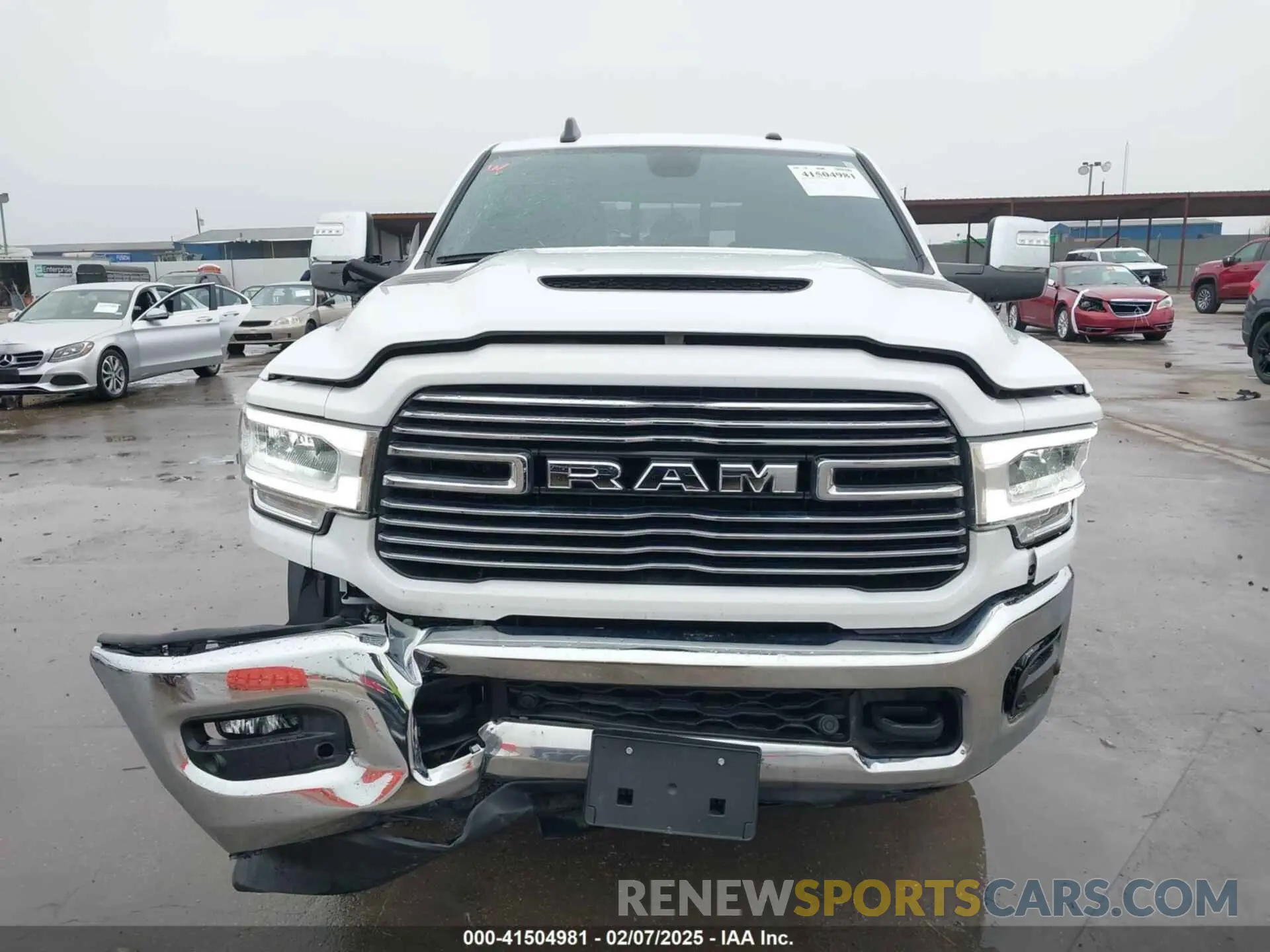 13 fotografías del automóvil dañado 3C6UR5NL7RG143695 RAM 2500 2024