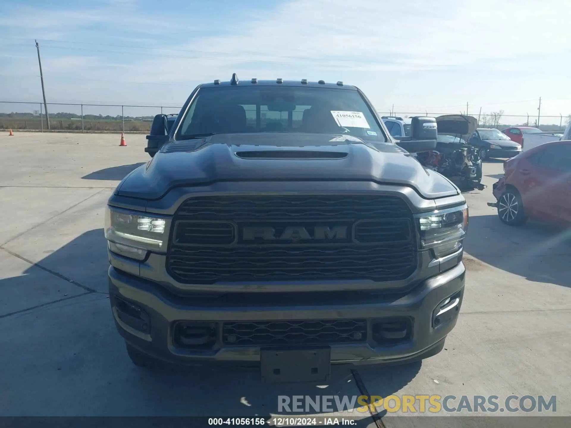6 fotografías del automóvil dañado 3C6UR5SL0RG187087 RAM 2500 2024