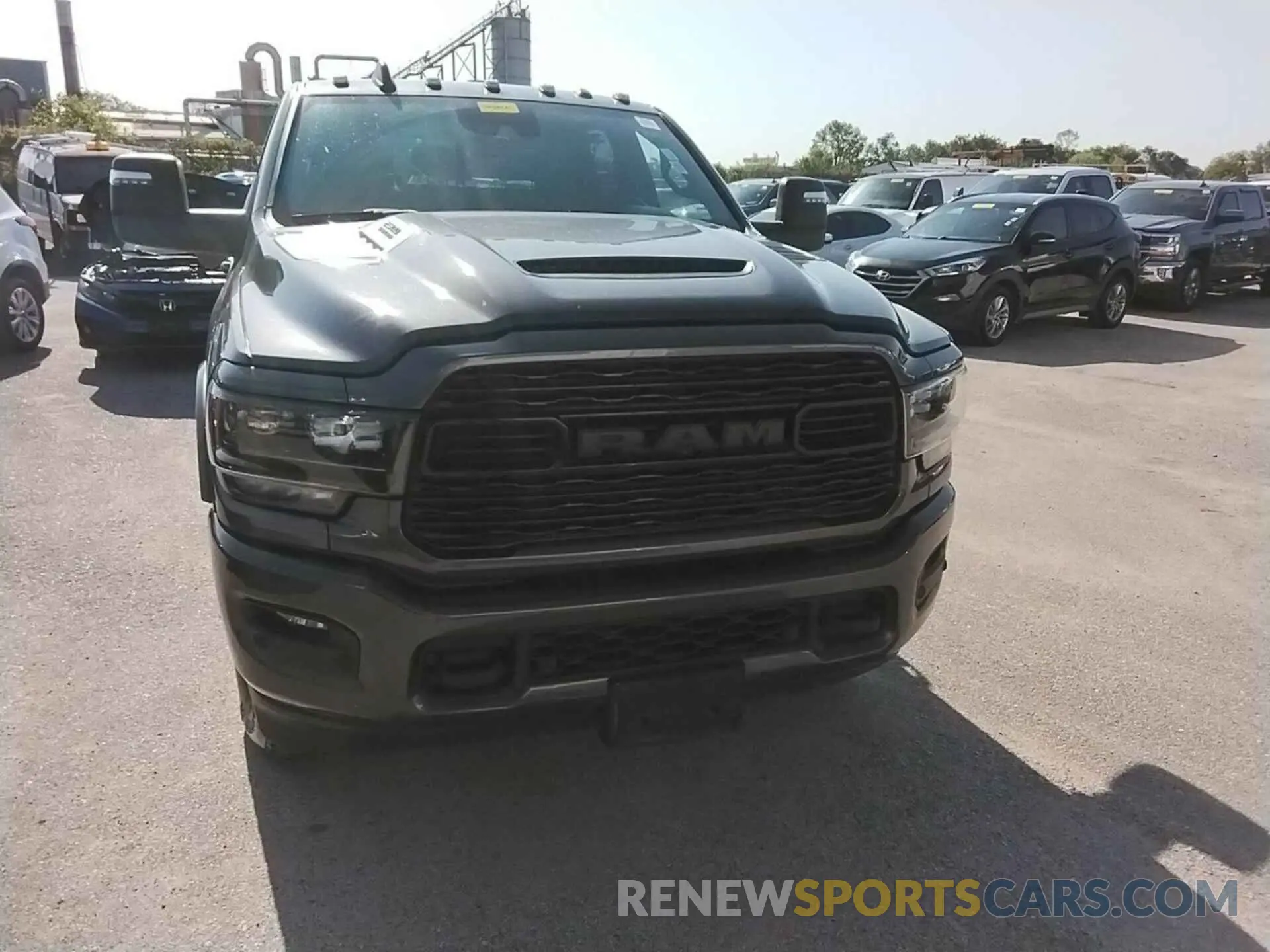 7 fotografías del automóvil dañado 3C6UR5TL3RG163879 RAM 2500 2024