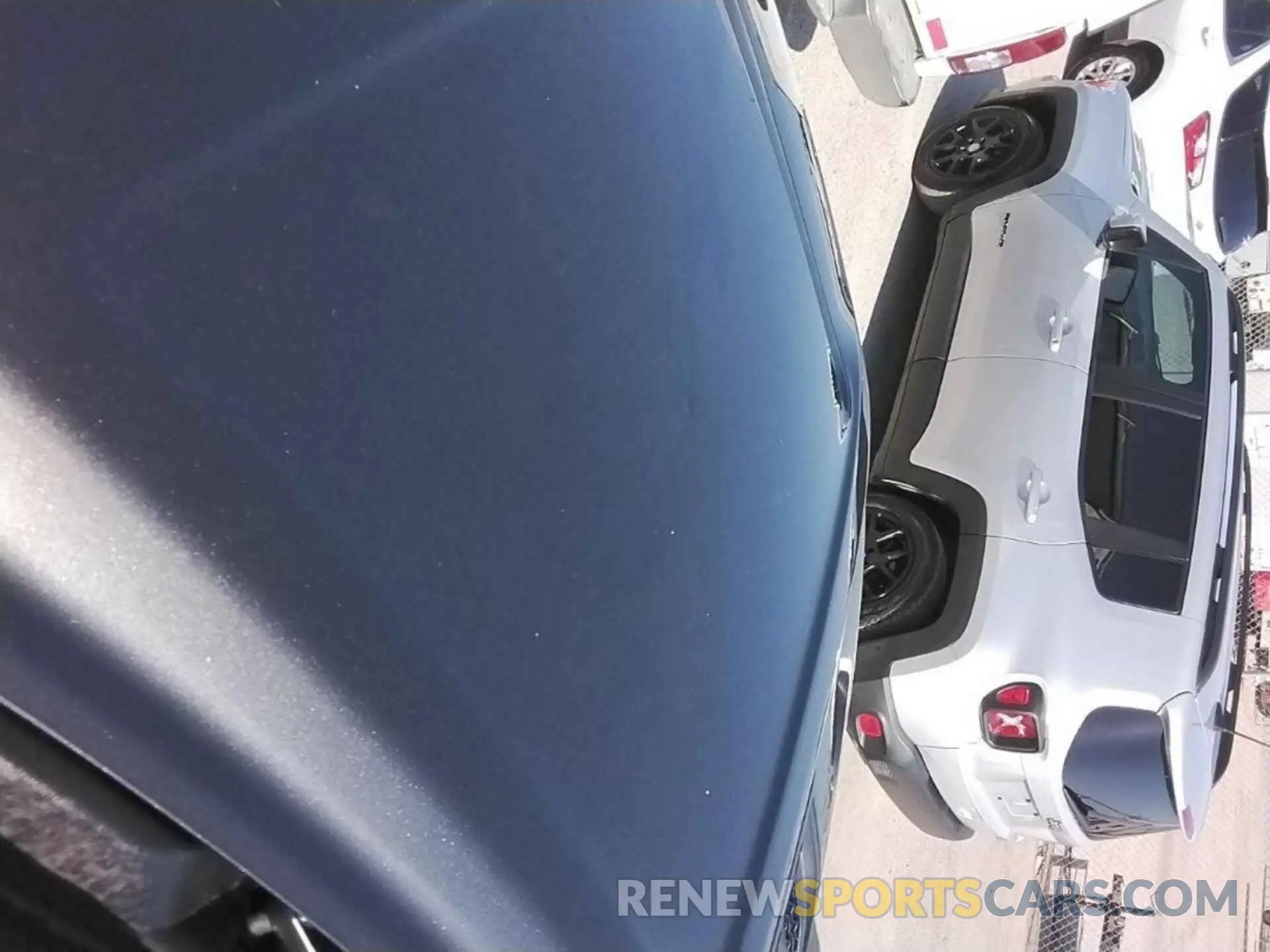 8 fotografías del automóvil dañado 3C6UR5TL3RG163879 RAM 2500 2024