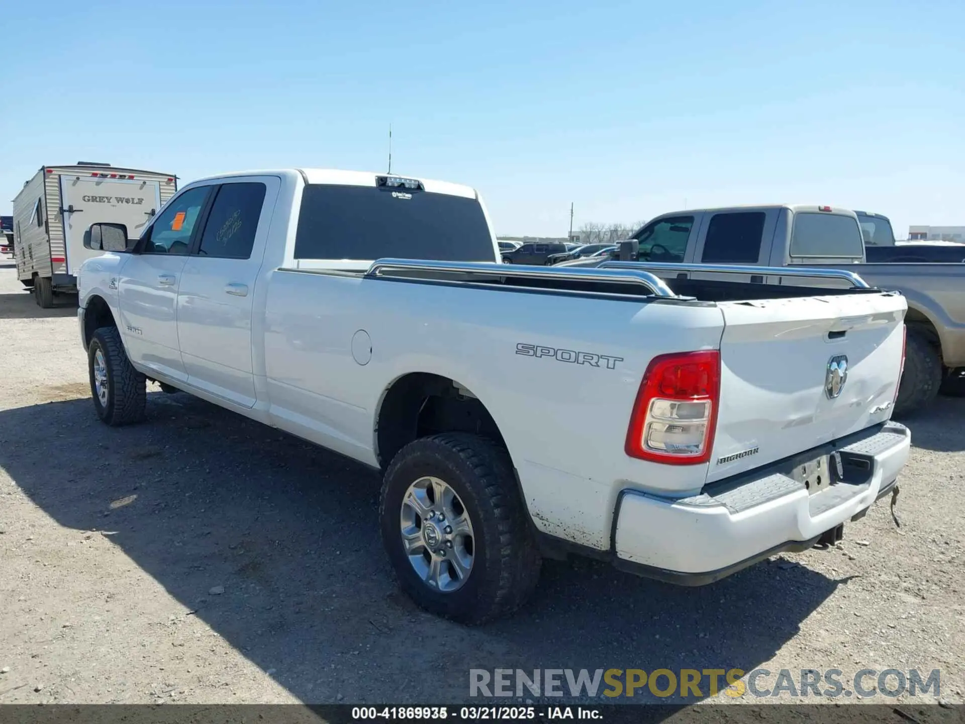3 fotografías del automóvil dañado 3C63R3HL4KG728719 RAM 3500 2019