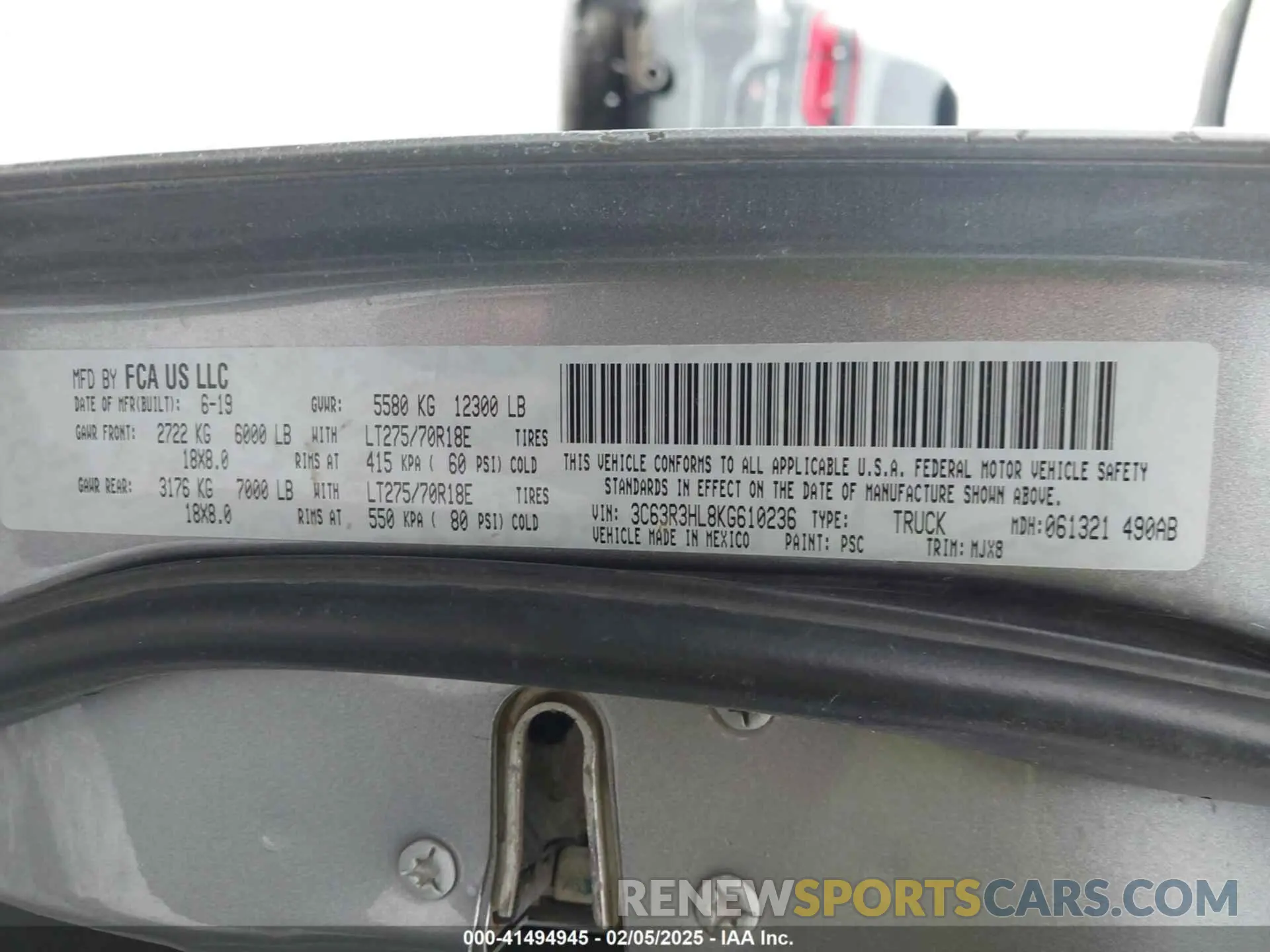 9 fotografías del automóvil dañado 3C63R3HL8KG610236 RAM 3500 2019