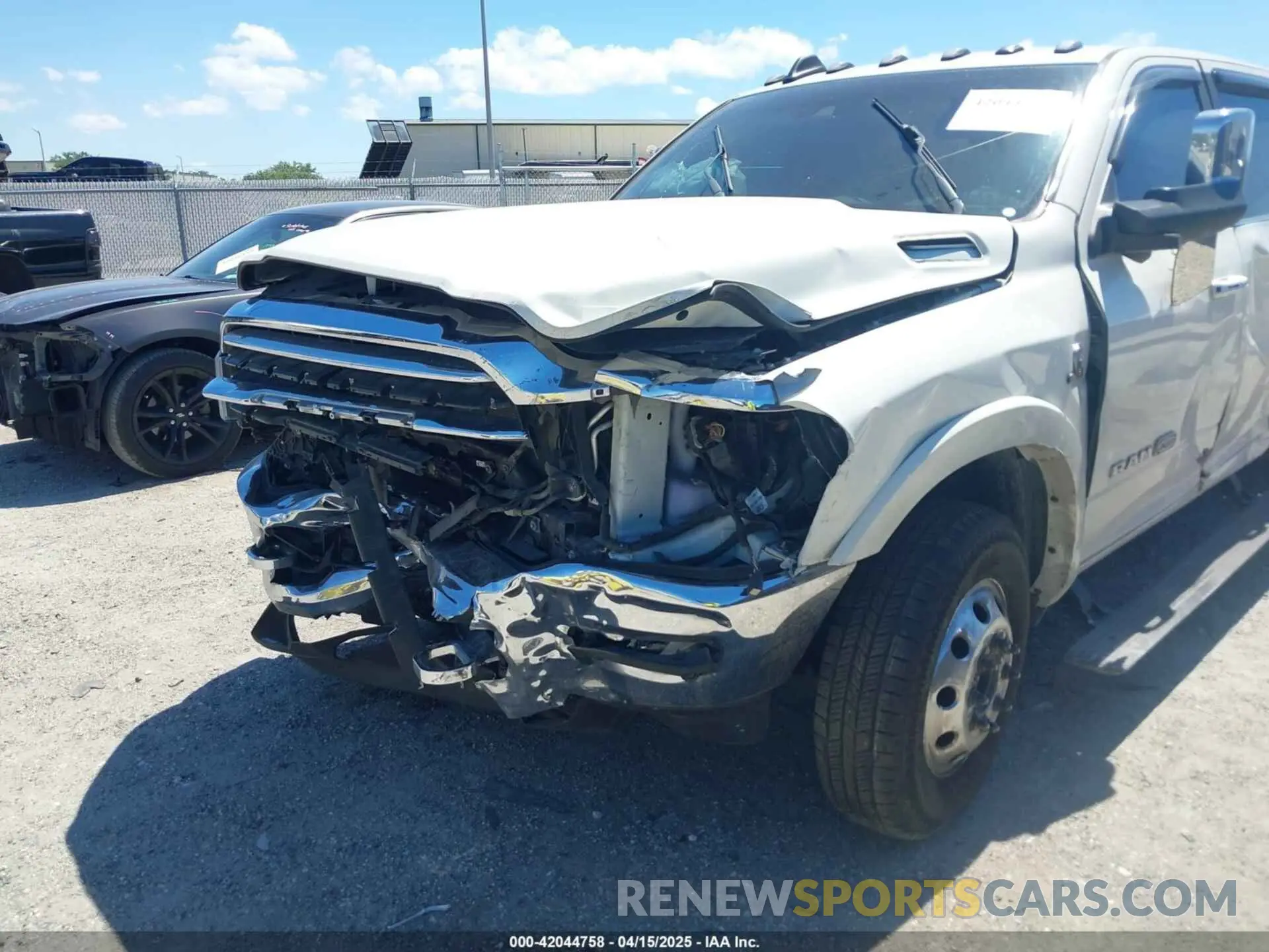 6 fotografías del automóvil dañado 3C63RPKL7KG560333 RAM 3500 2019
