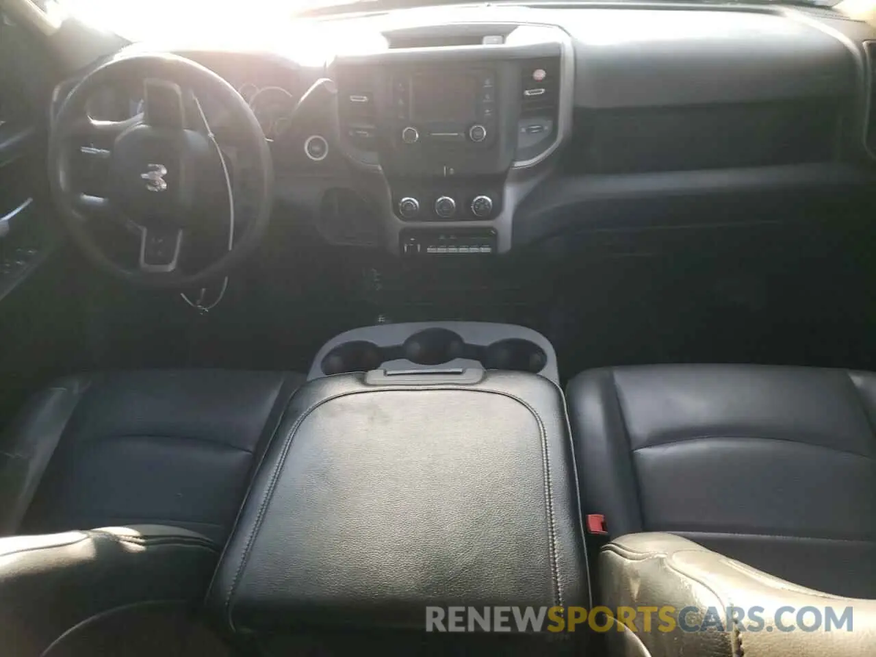8 fotografías del automóvil dañado 3C63RRGL4KG629015 RAM 3500 2019