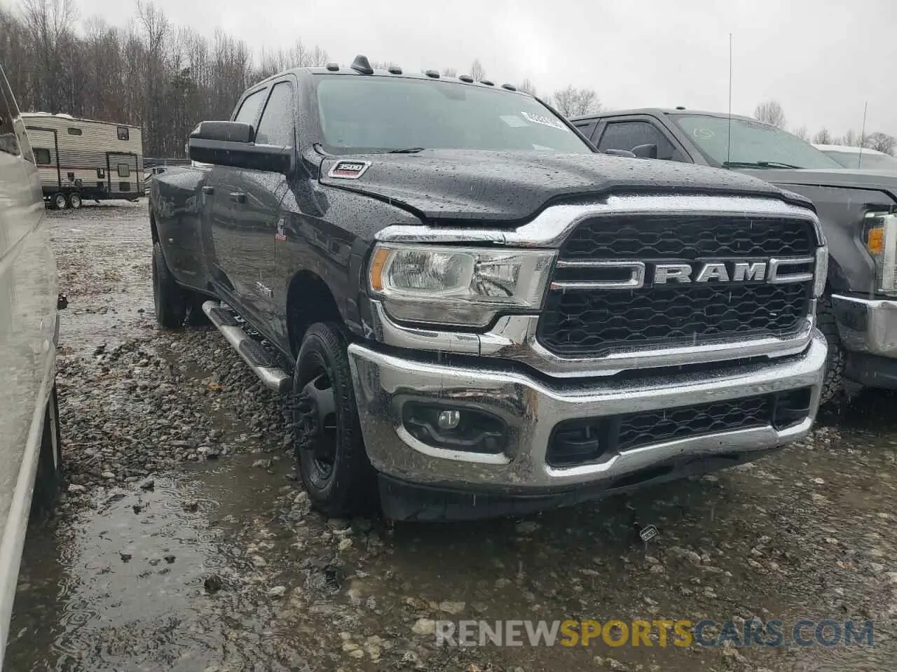 4 fotografías del automóvil dañado 3C63RRGL9KG629043 RAM 3500 2019