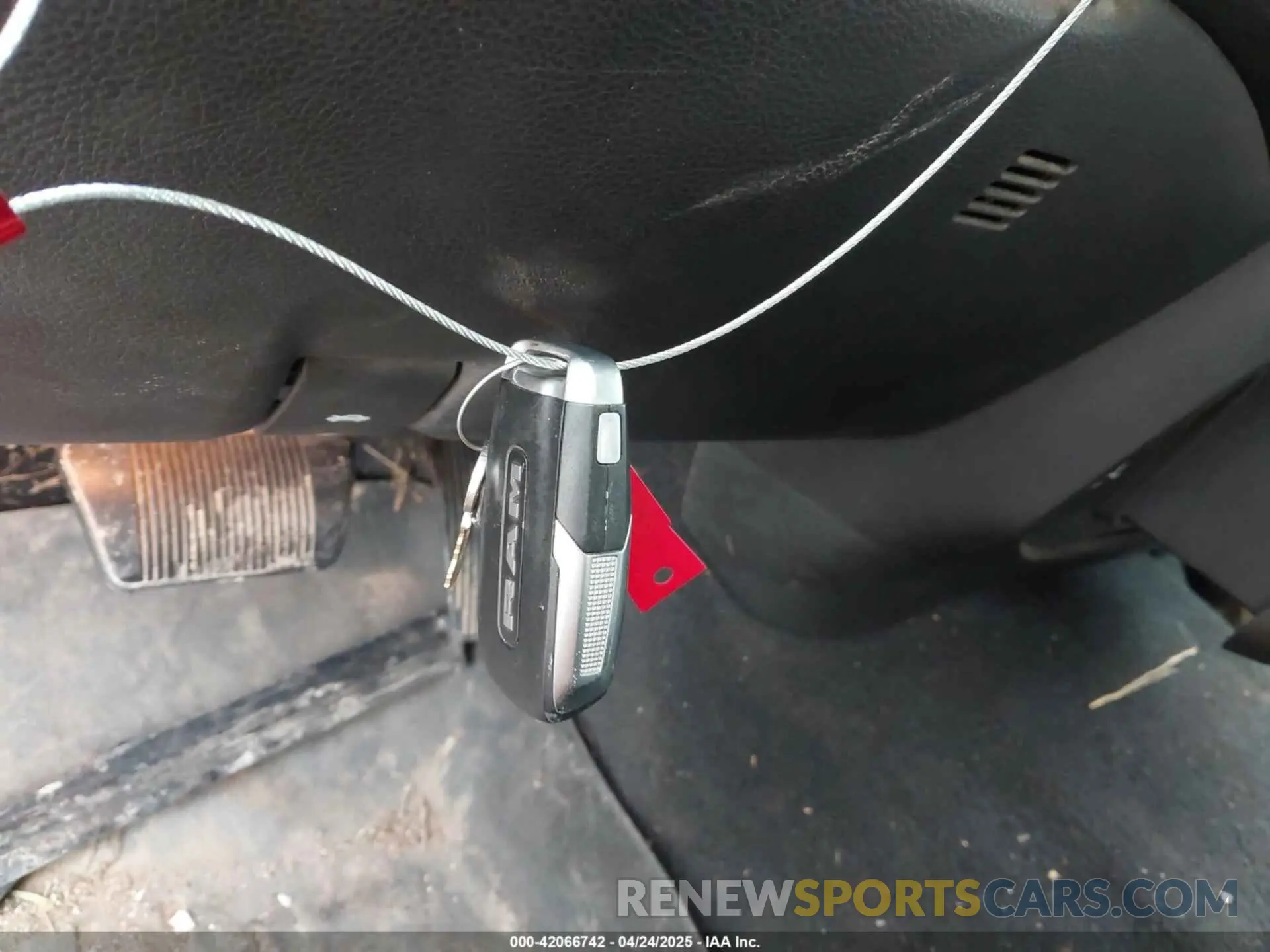 10 fotografías del automóvil dañado 3C63RRHL1KG597364 RAM 3500 2019