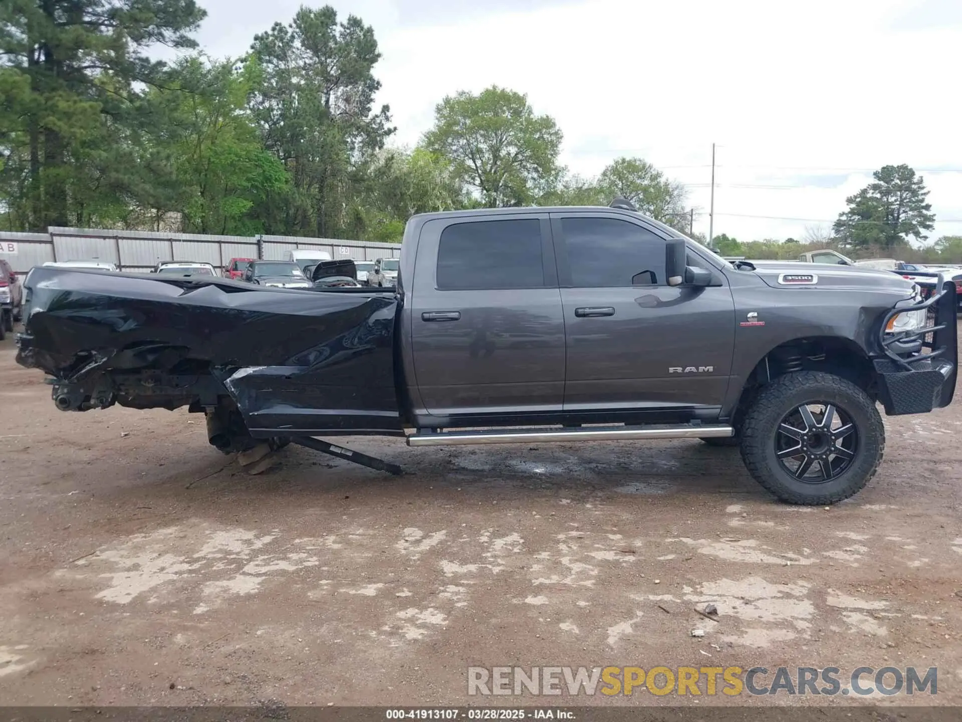 11 fotografías del automóvil dañado 3C63RRHL5KG609712 RAM 3500 2019