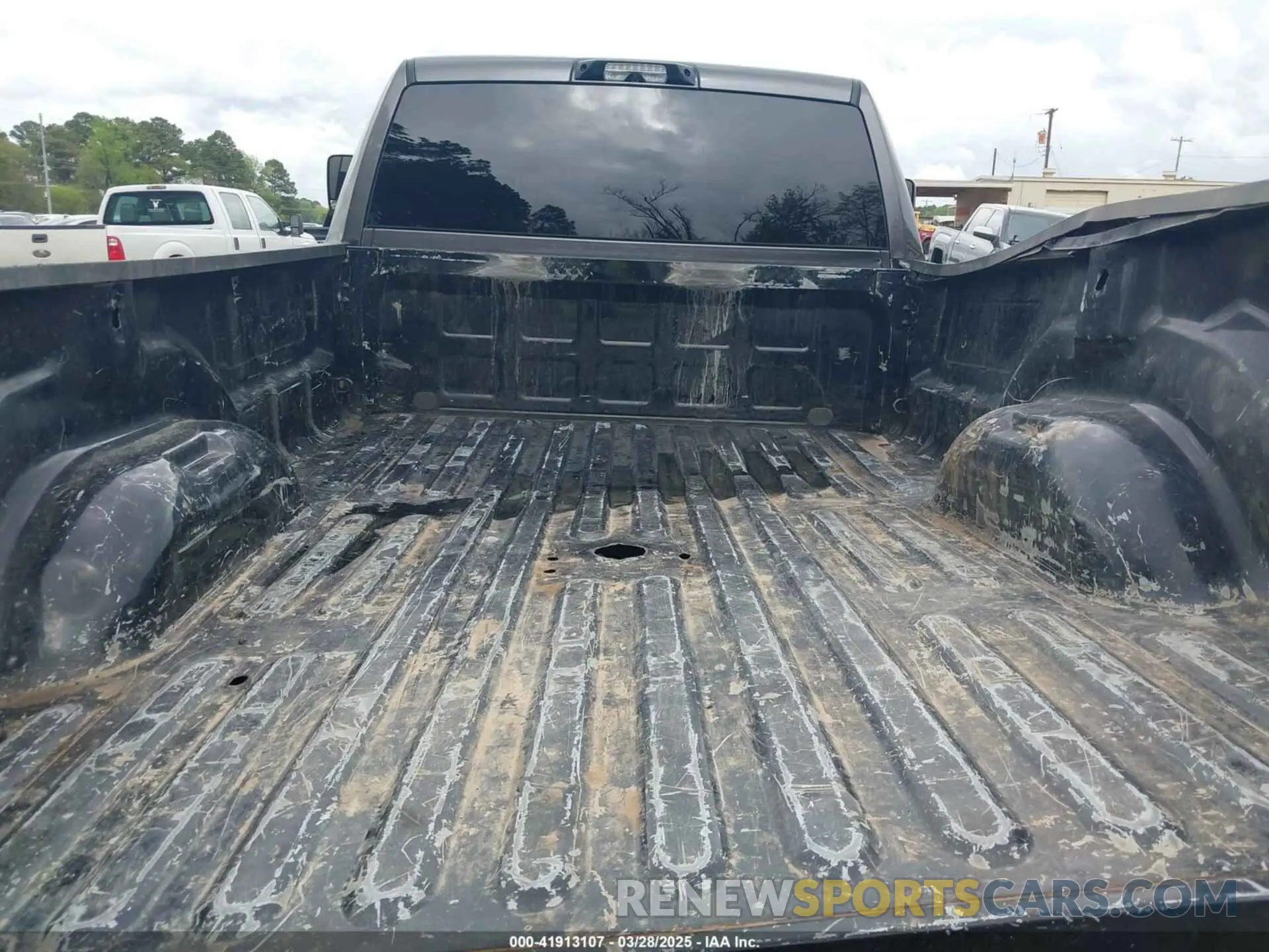 6 fotografías del automóvil dañado 3C63RRHL5KG609712 RAM 3500 2019